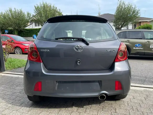 Toyota Yaris view 7