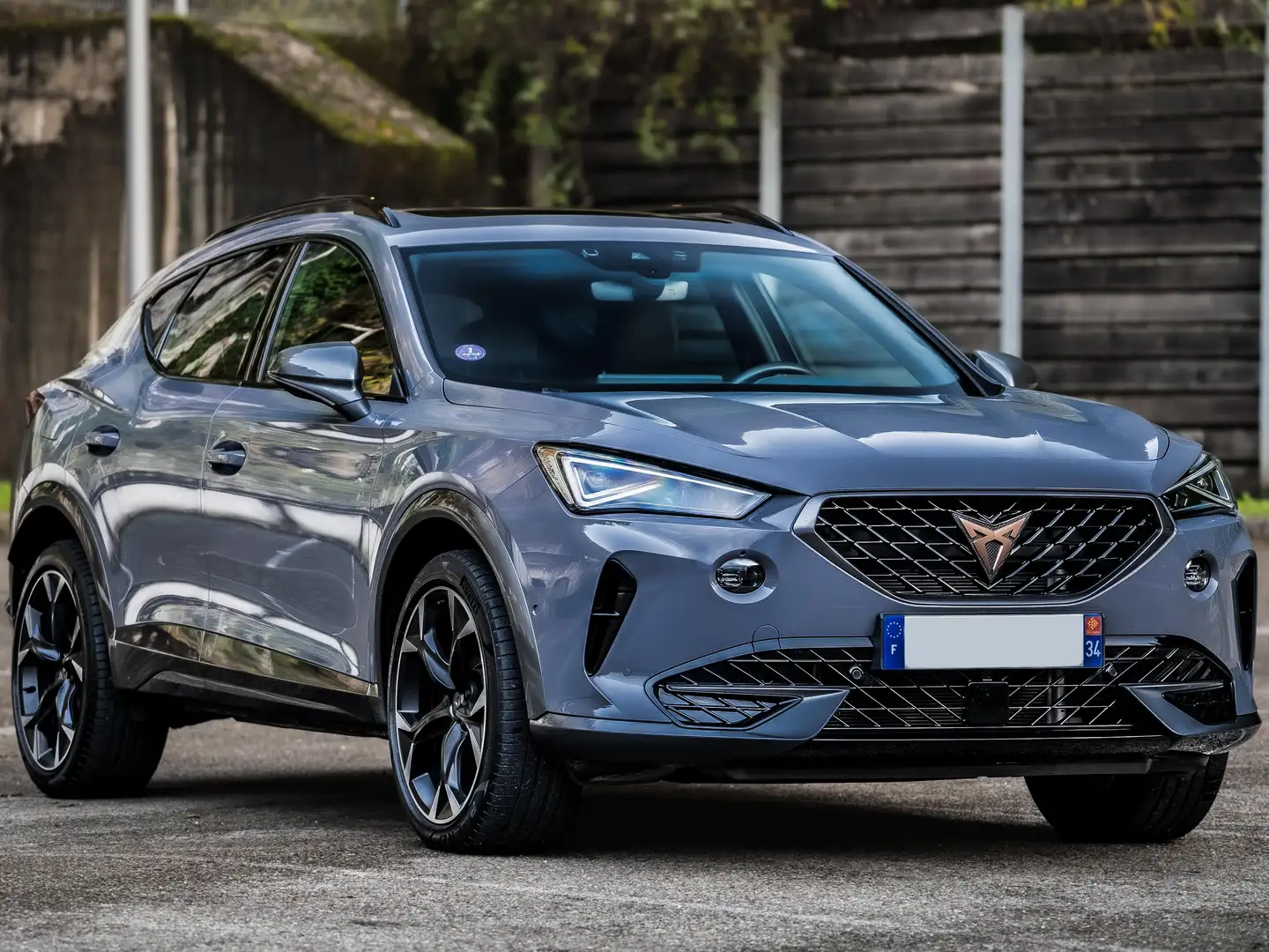 CUPRA Formentor CUPRA FORMENTOR 1.5 TSI 150CH Gris - 1