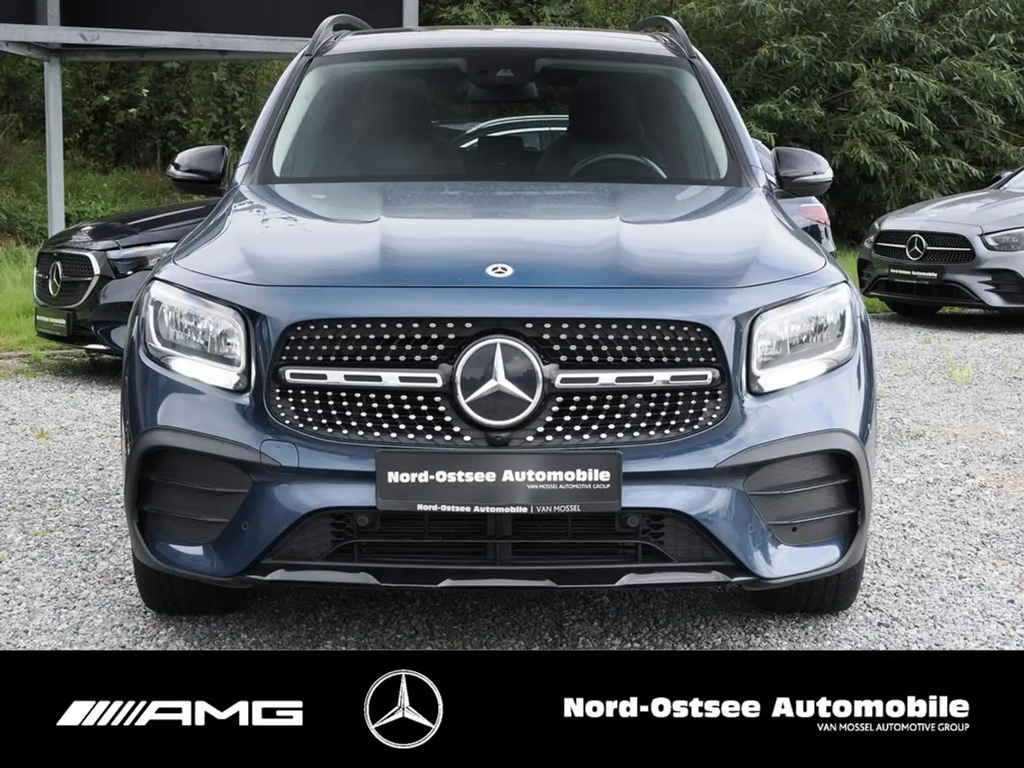 Mercedes-Benz GLB 220 d AMG AHK PANO PARKPAKET SOUND NIGHT Blau - 2