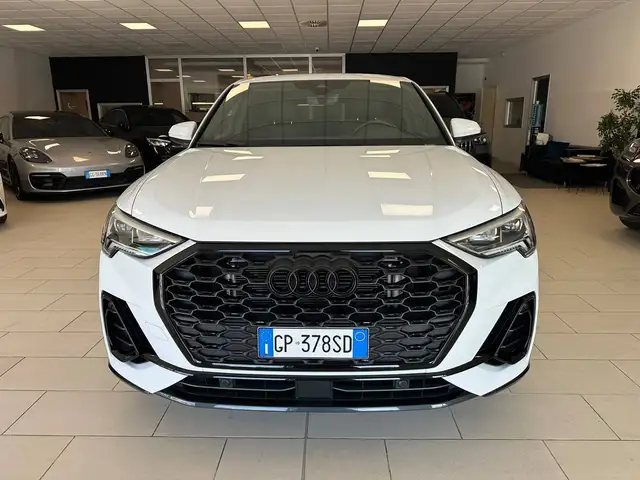 Audi Q3 view 2