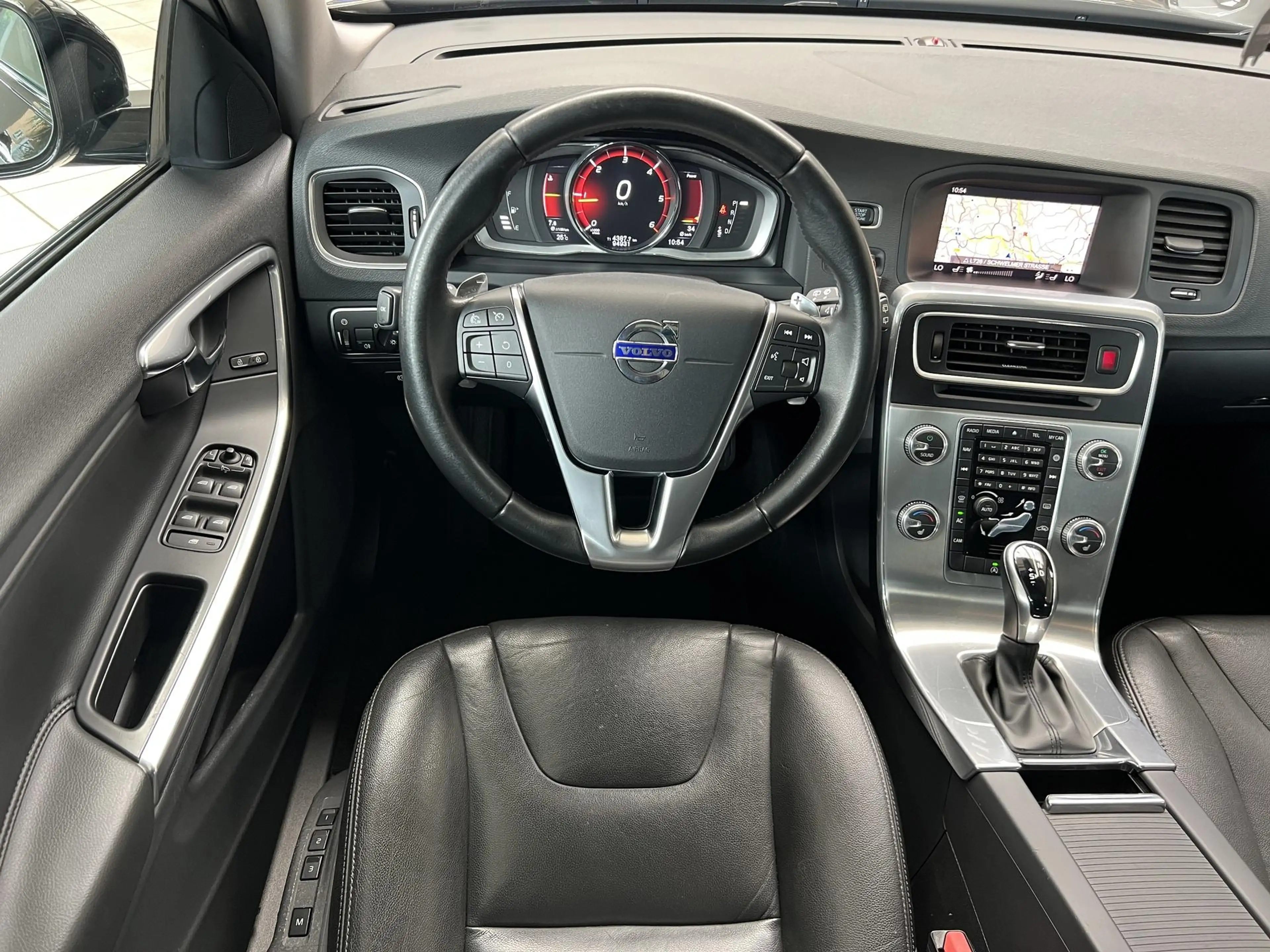 Volvo V60 Cross Country V60 Cross Country D4 Pro SCHECKHEFT|AHK|KAMERA — photo 13