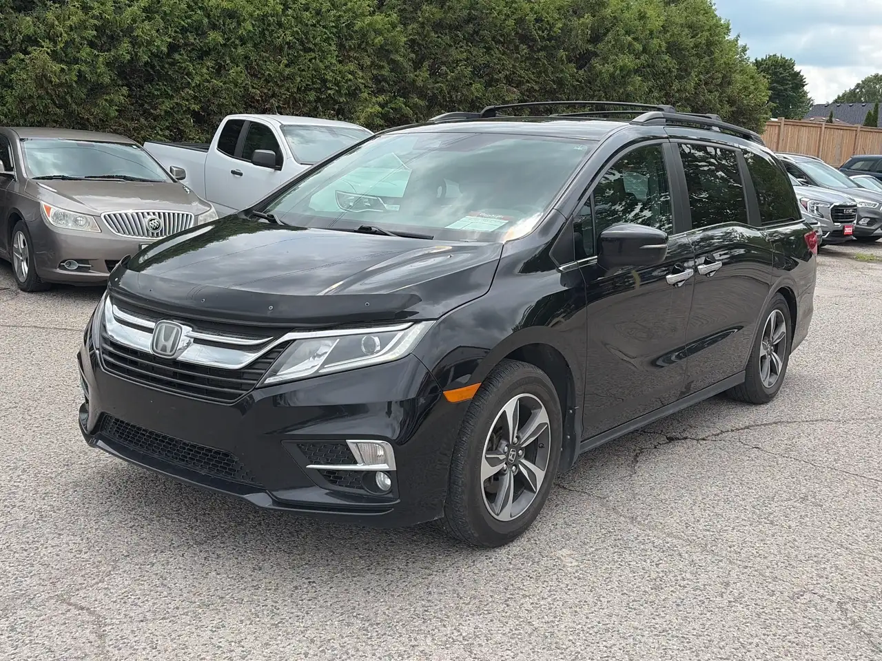 Honda Odyssey снимка Honda Odyssey