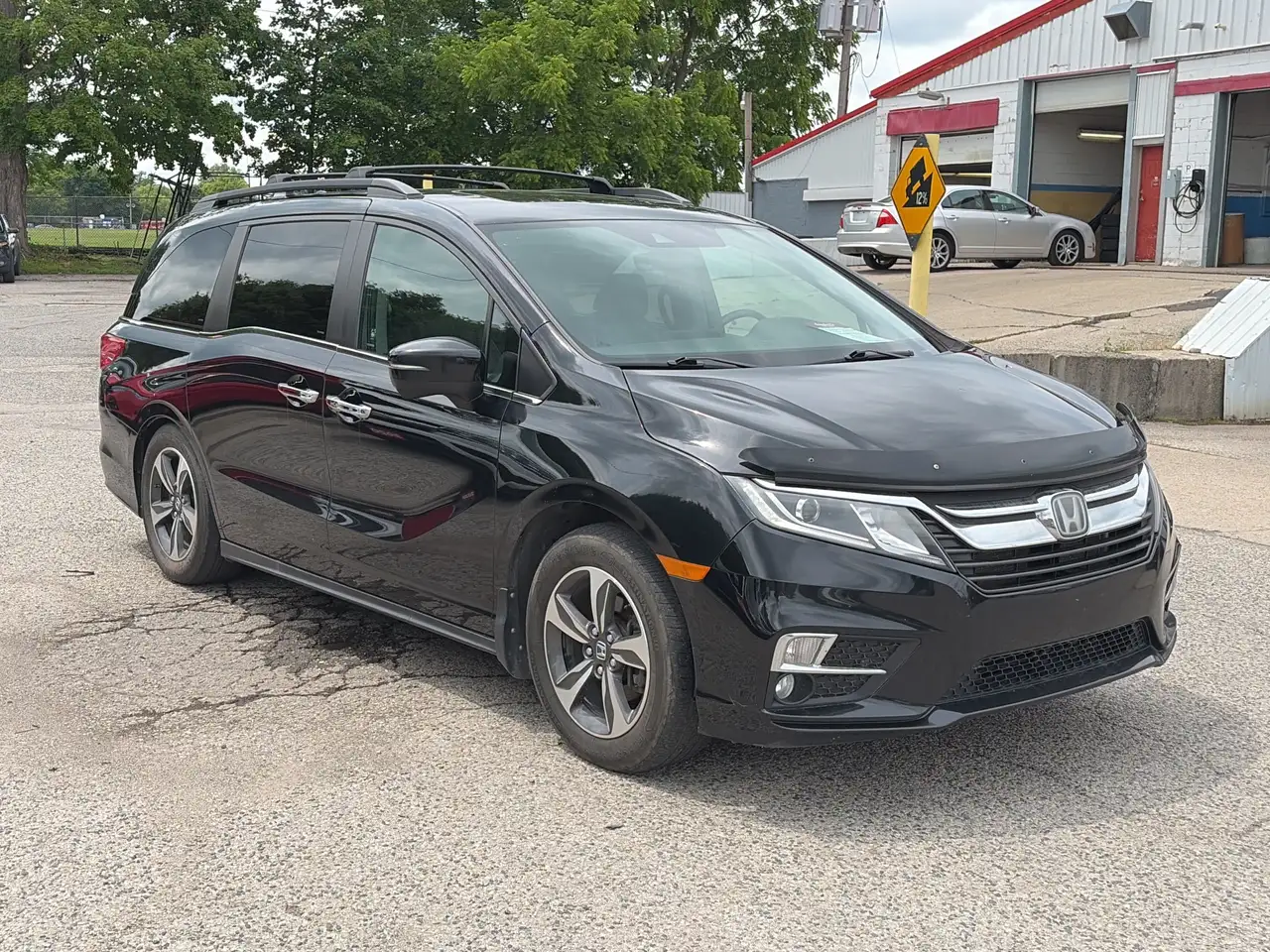 Honda Odyssey снимка Honda Odyssey