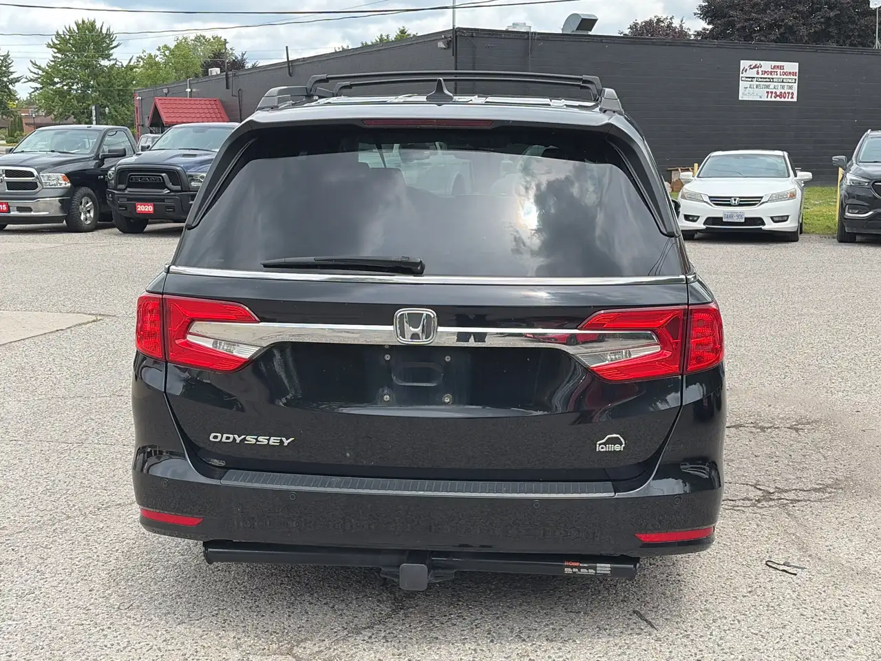Honda Odyssey снимка Honda Odyssey