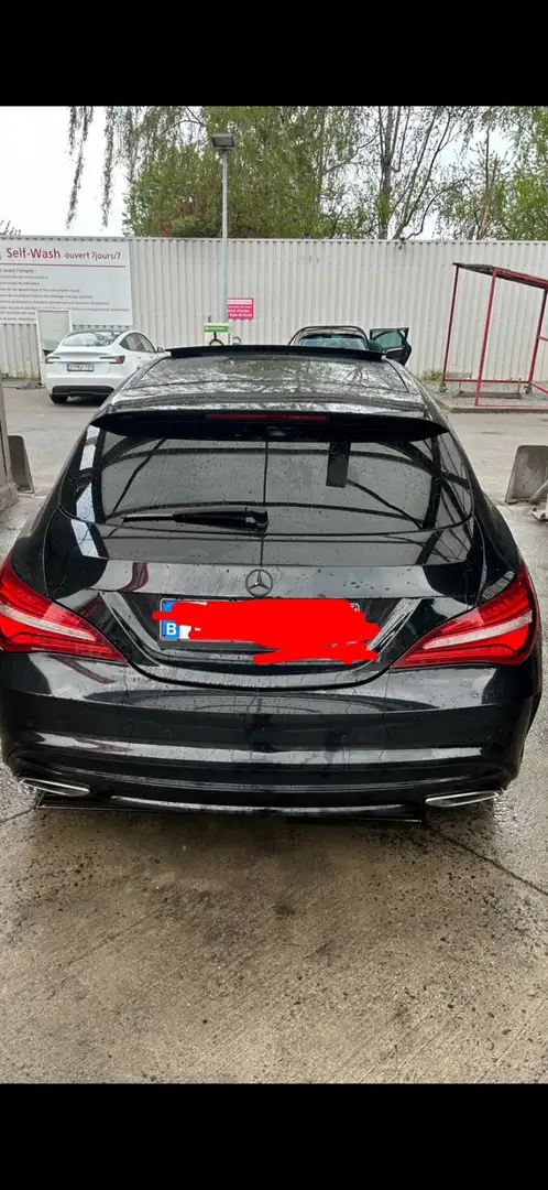 Mercedes-Benz CLA 200 d Business Solution AMG Zwart - 2