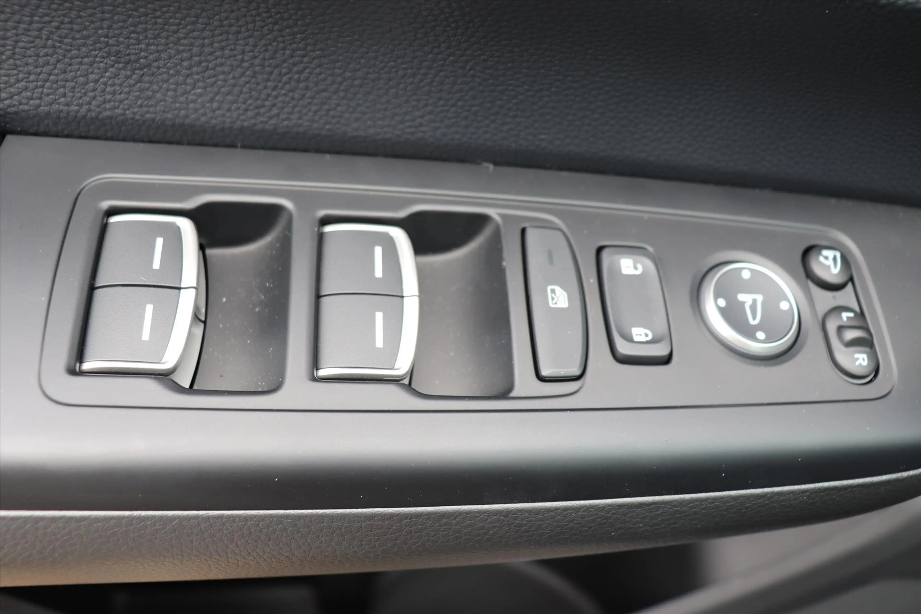 Honda CR-V 2.0 Plug-In Hybrid 184pk 2WD CVT Elegance Tech — photo 11