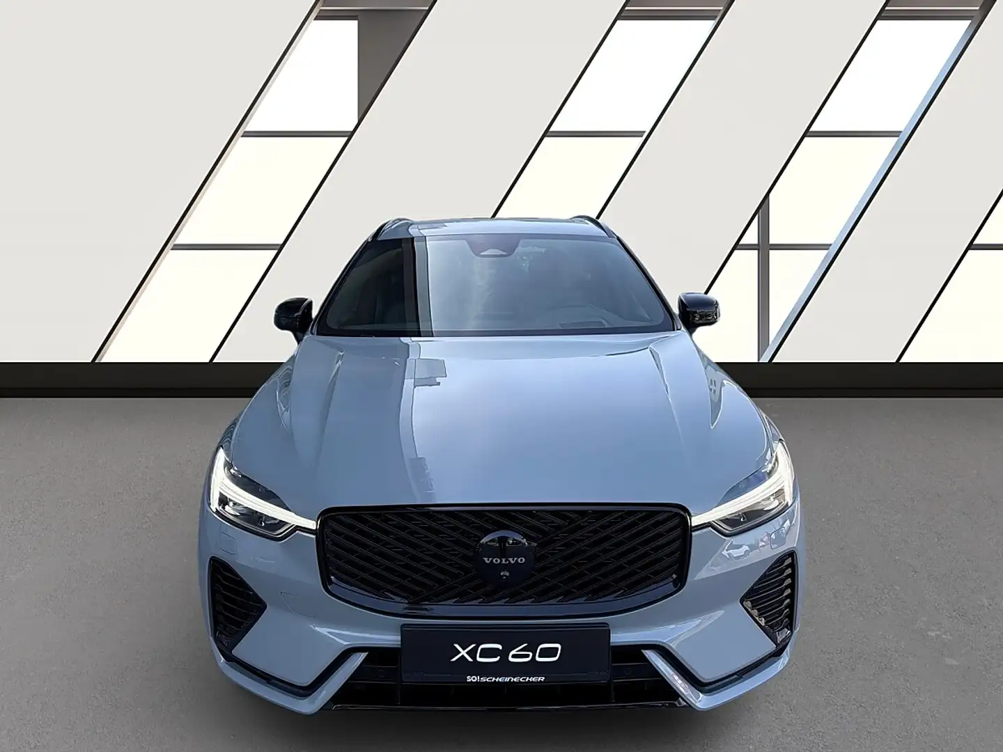 Volvo XC60 T6 AWD PHEV 18,8kWh Plus Black Edition Aut. Grau - 2