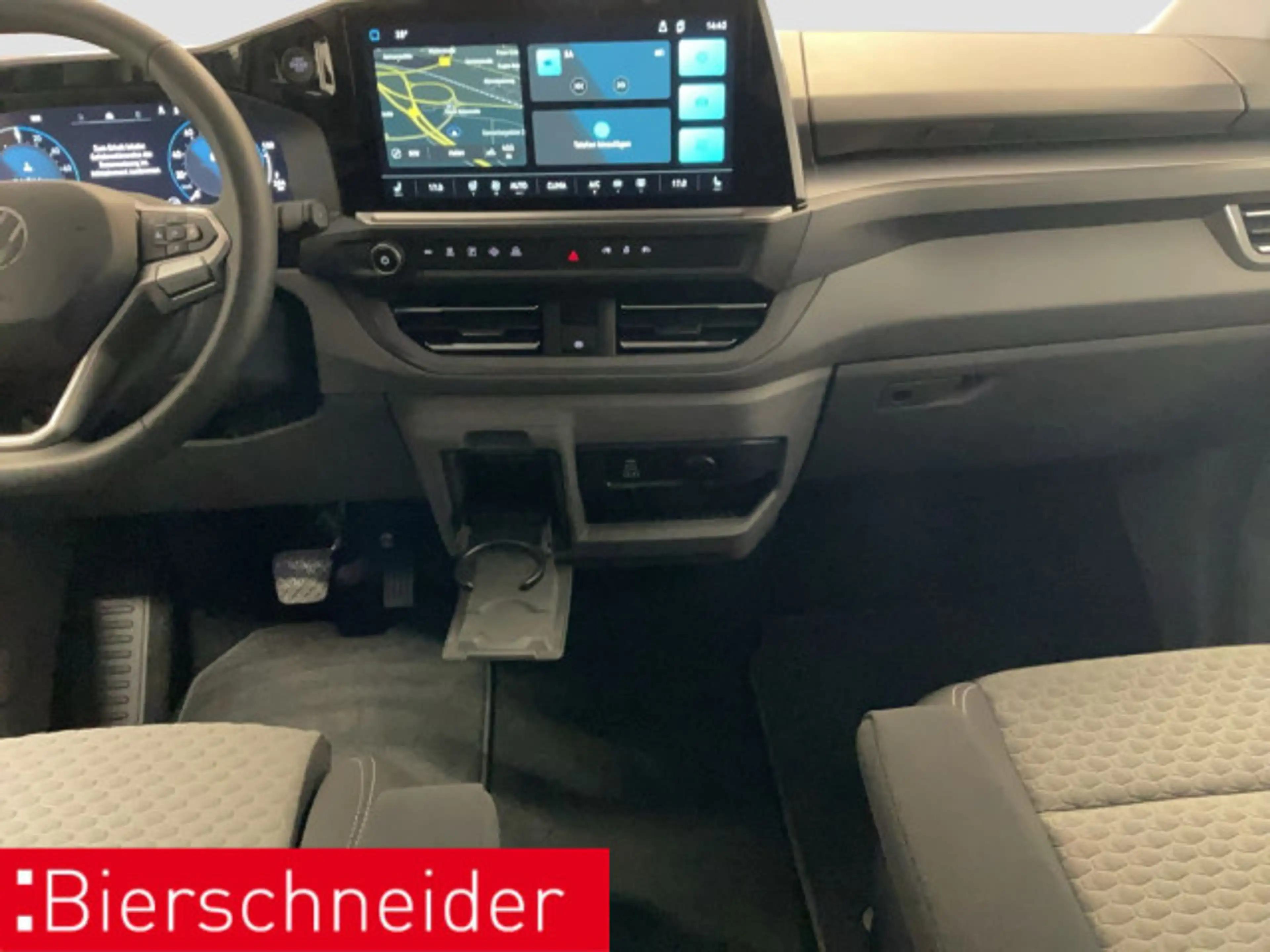 Volkswagen T7 Caravelle T7 e-Caravelle Edition LR VOLL! AHK — photo 15