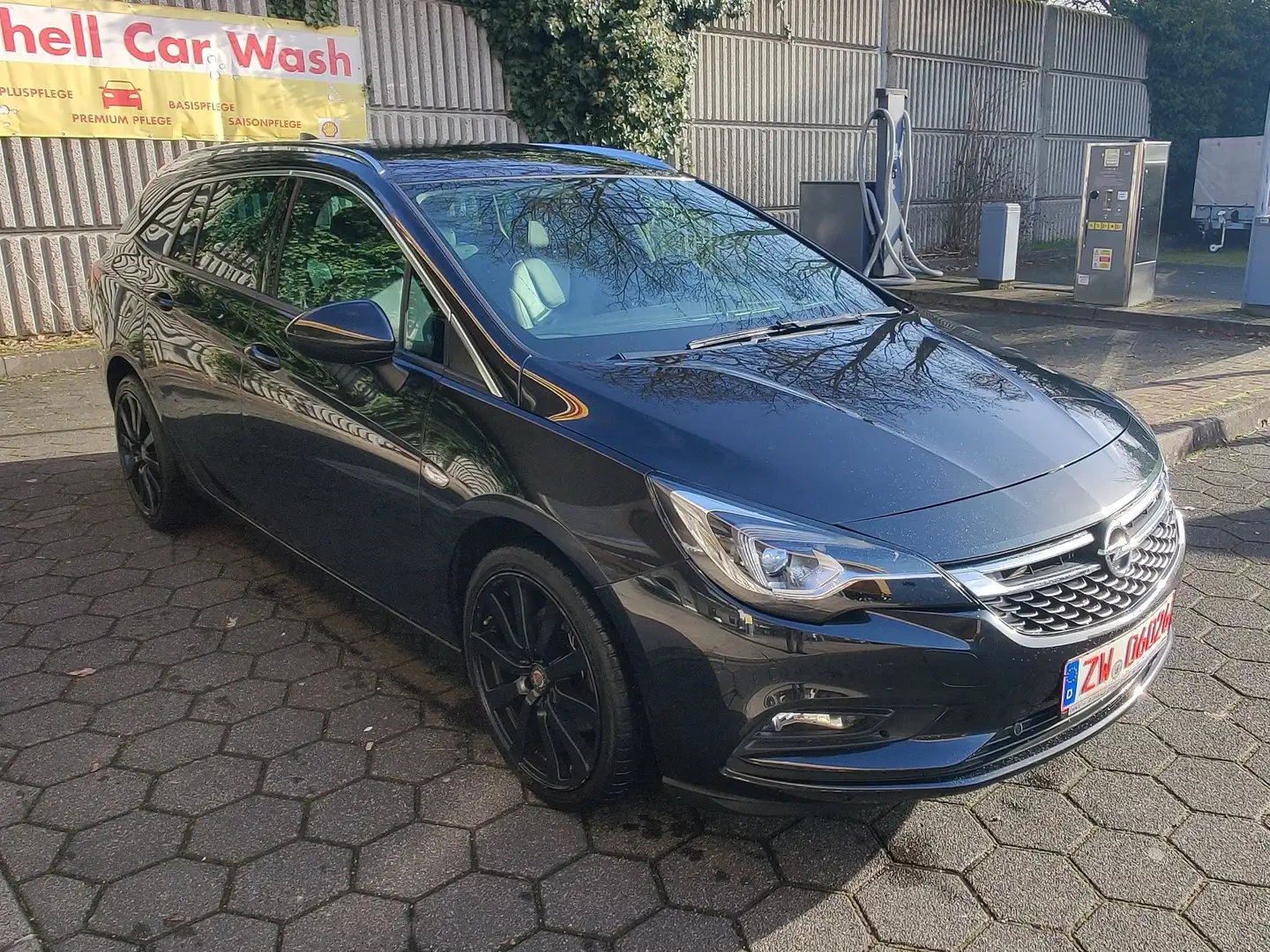 Opel Astra INNOVATION Leder 1. Hand Sitzheizung Standheizung Schwarz - 1