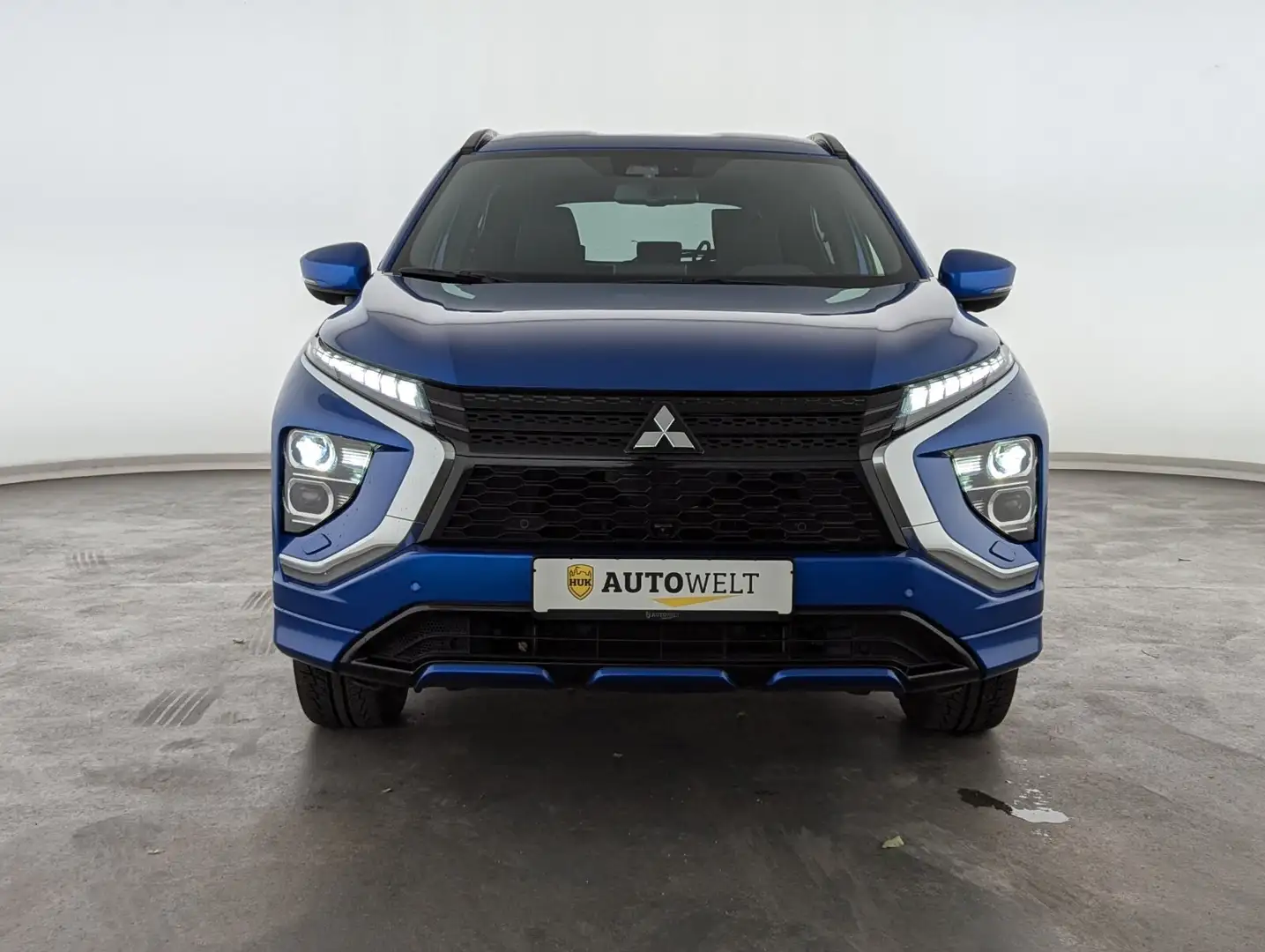 Mitsubishi Eclipse Cross Eclipse Cross 2.4 MIVEC SELECT Black NAV+LED+ACC Blau - 2