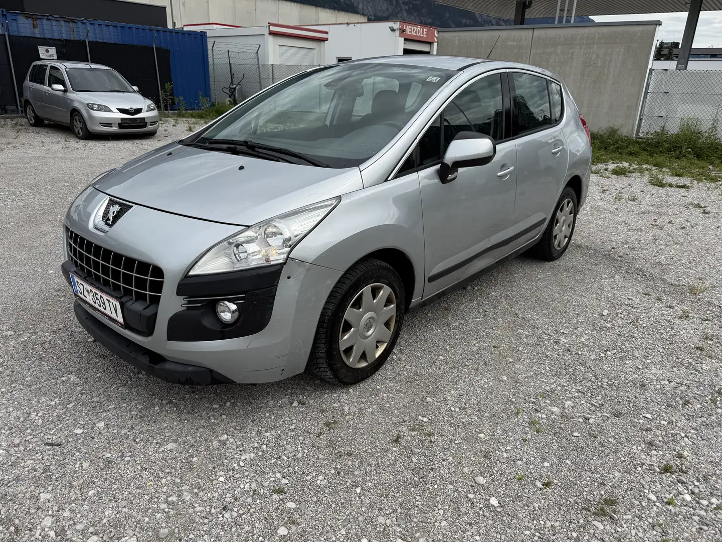 Peugeot 3008 1,6 HDi 115 FAP Active - 1