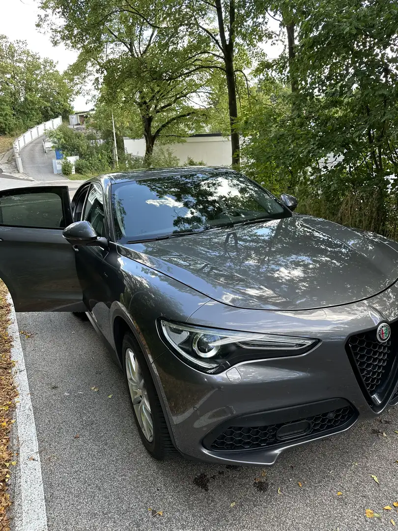 Alfa Romeo Stelvio Sprint Q4 - 1
