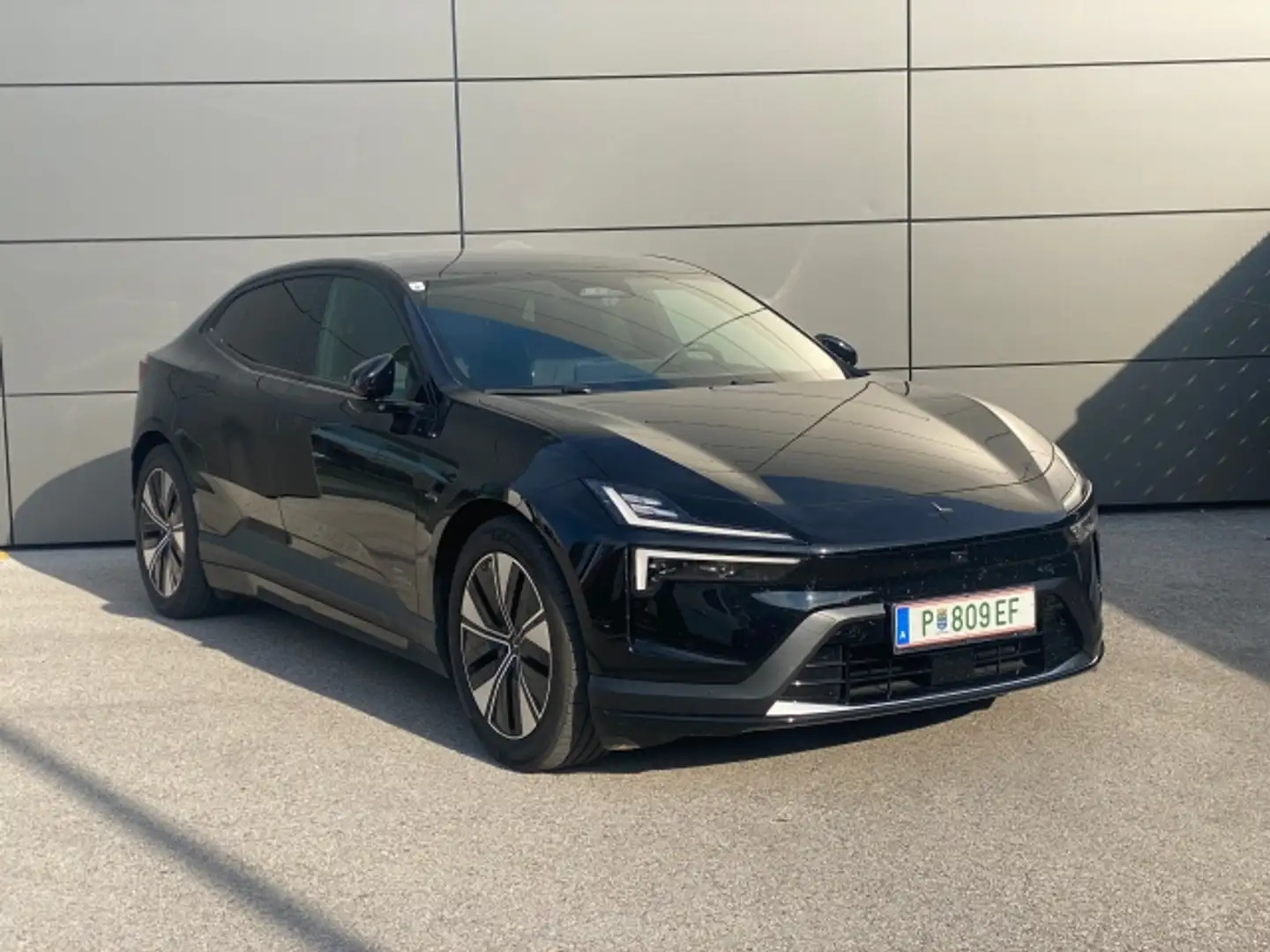 Polestar 4 Long Range 100 kWh Single Motor Noir - 1