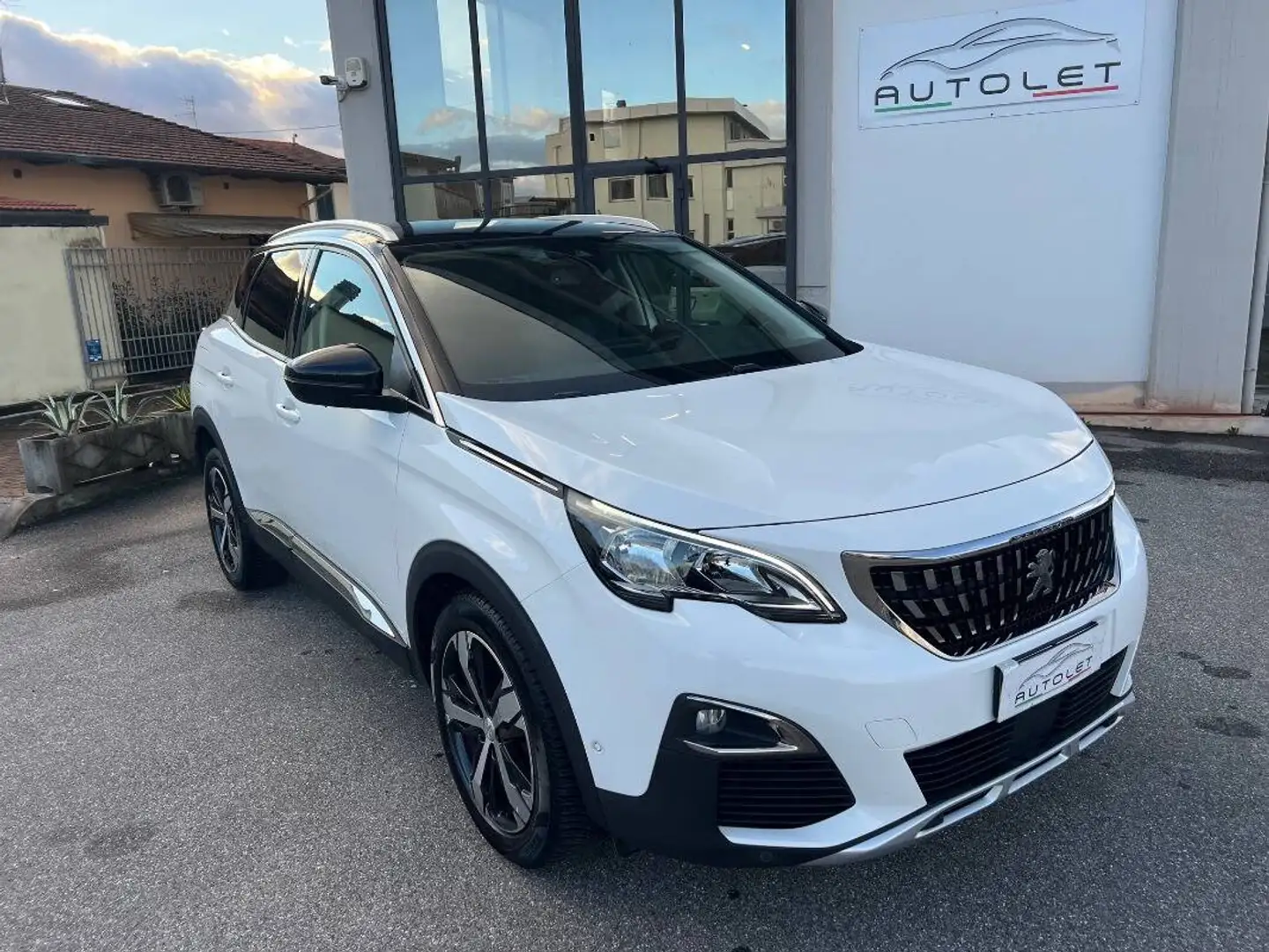 Peugeot 3008 1.5 bluehdi Allure s&s 130cv Bianco - 1