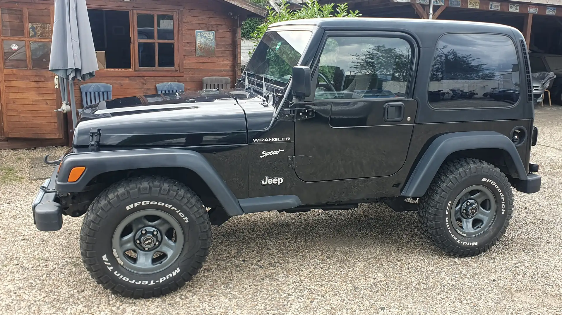 Jeep Wrangler 2.5 Sport Schwarz - 2