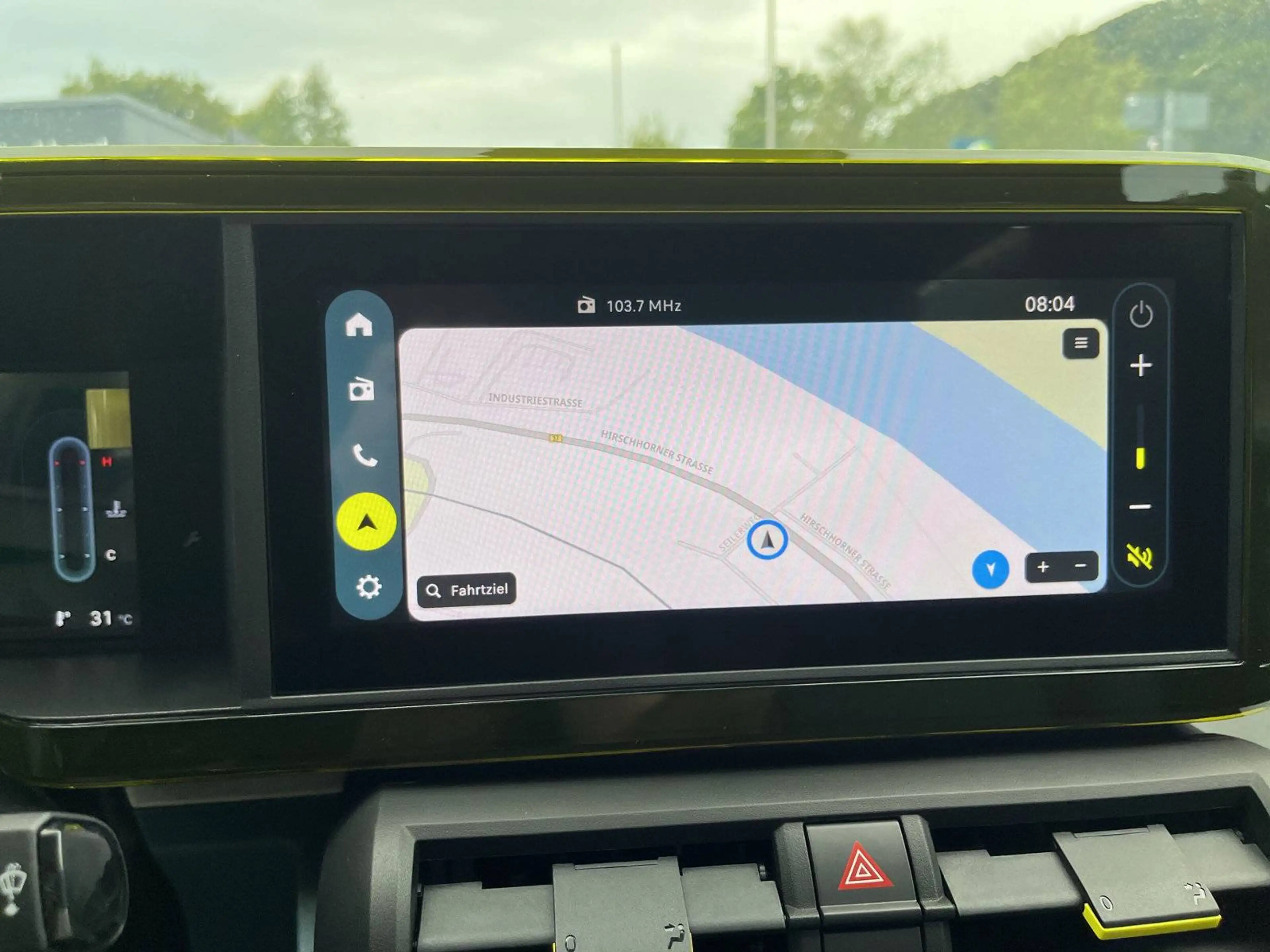 Fiat Grande Panda 1.2 Hybrid 74 kW Business Edition — photo 10