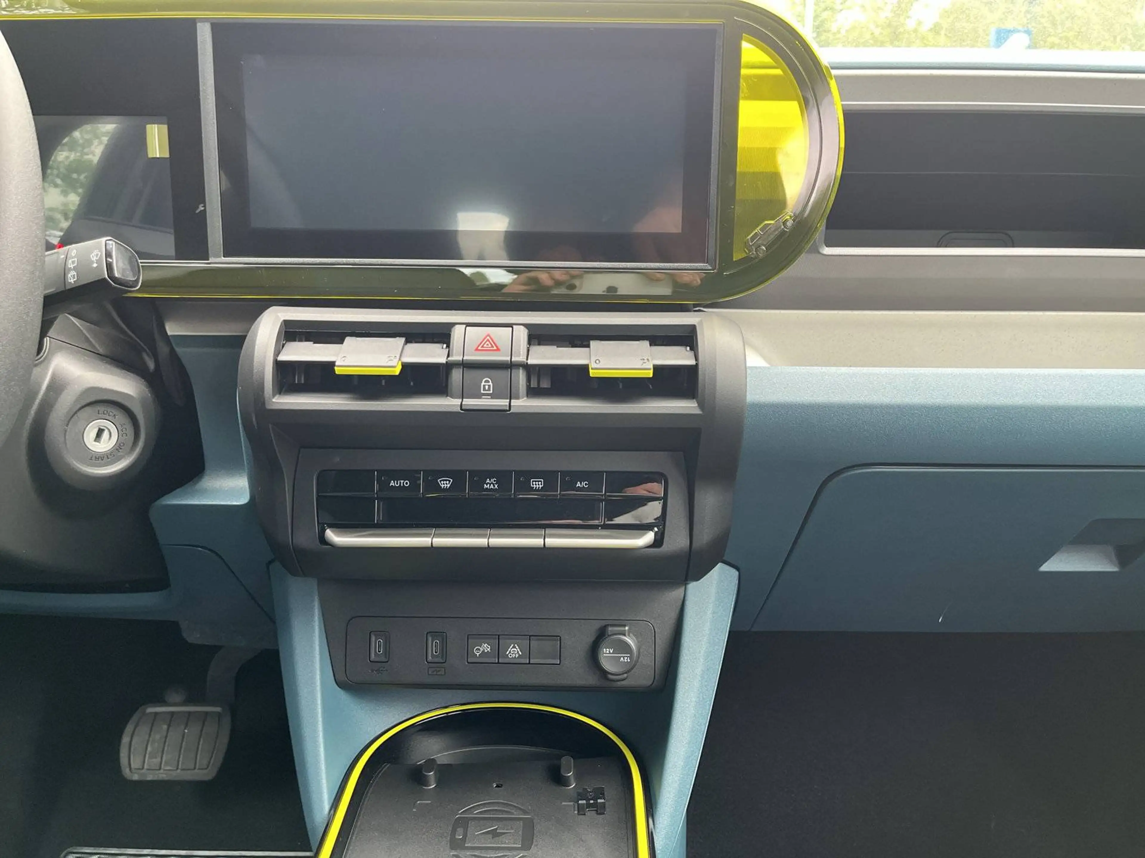 Fiat Grande Panda 1.2 Hybrid 74 kW Business Edition — photo 11