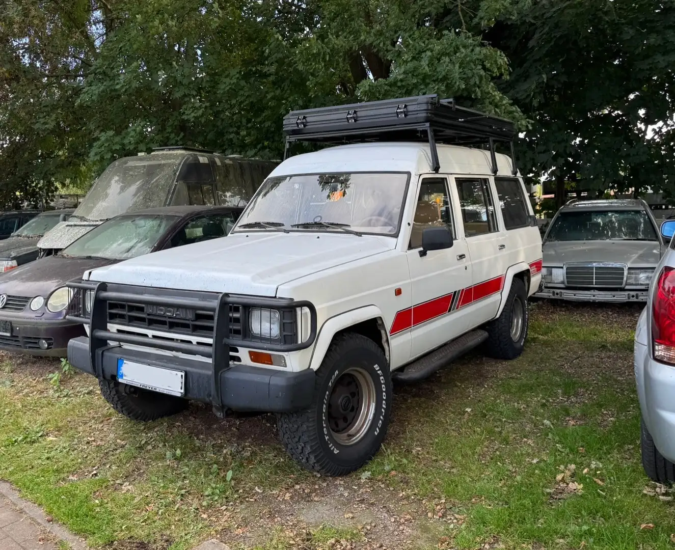 Nissan Patrol W260 Weiß - 1