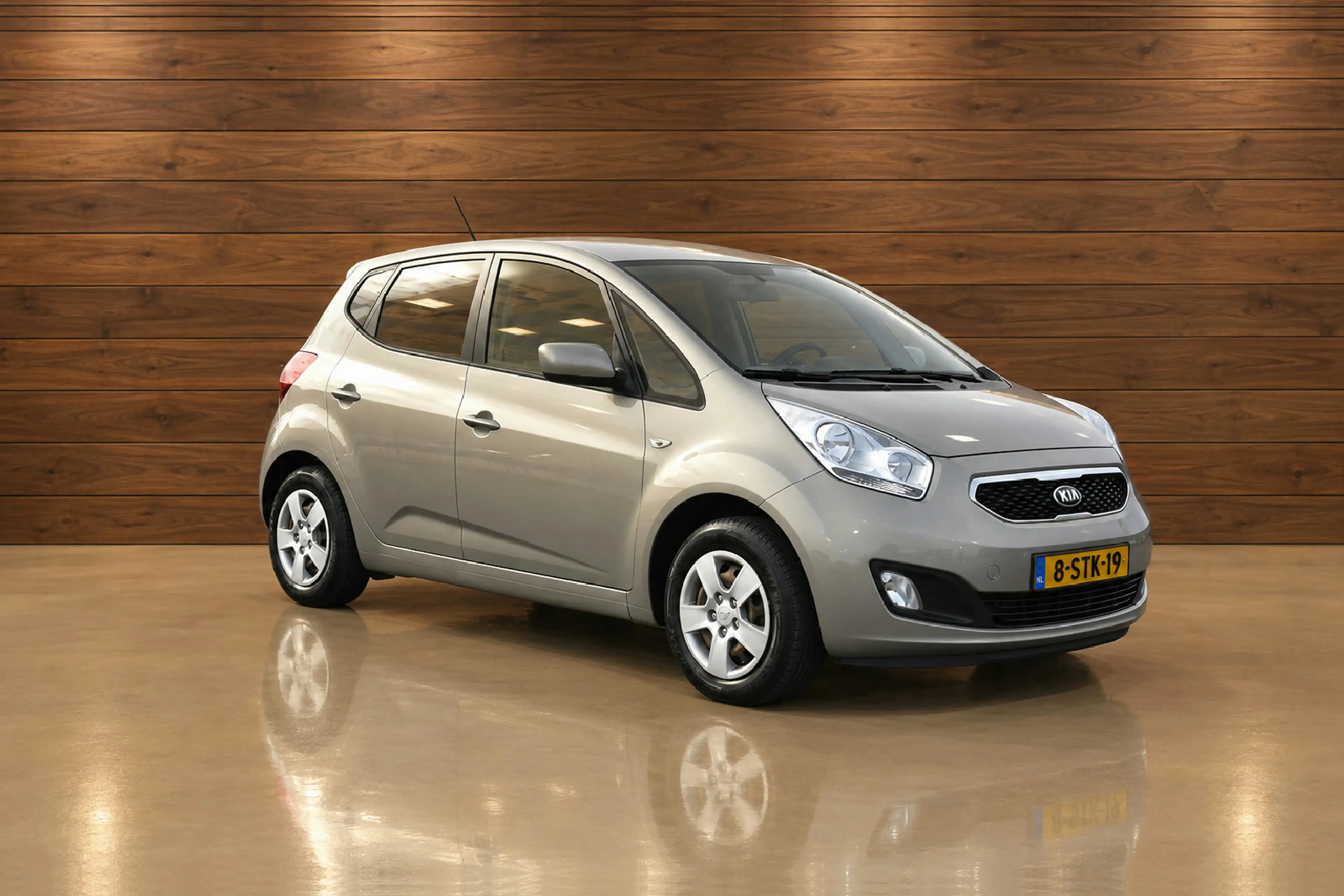 Kia Venga 1.4 CVVT 20th Anniversary + CAMERA * NAVI * TREKHA — photo 7