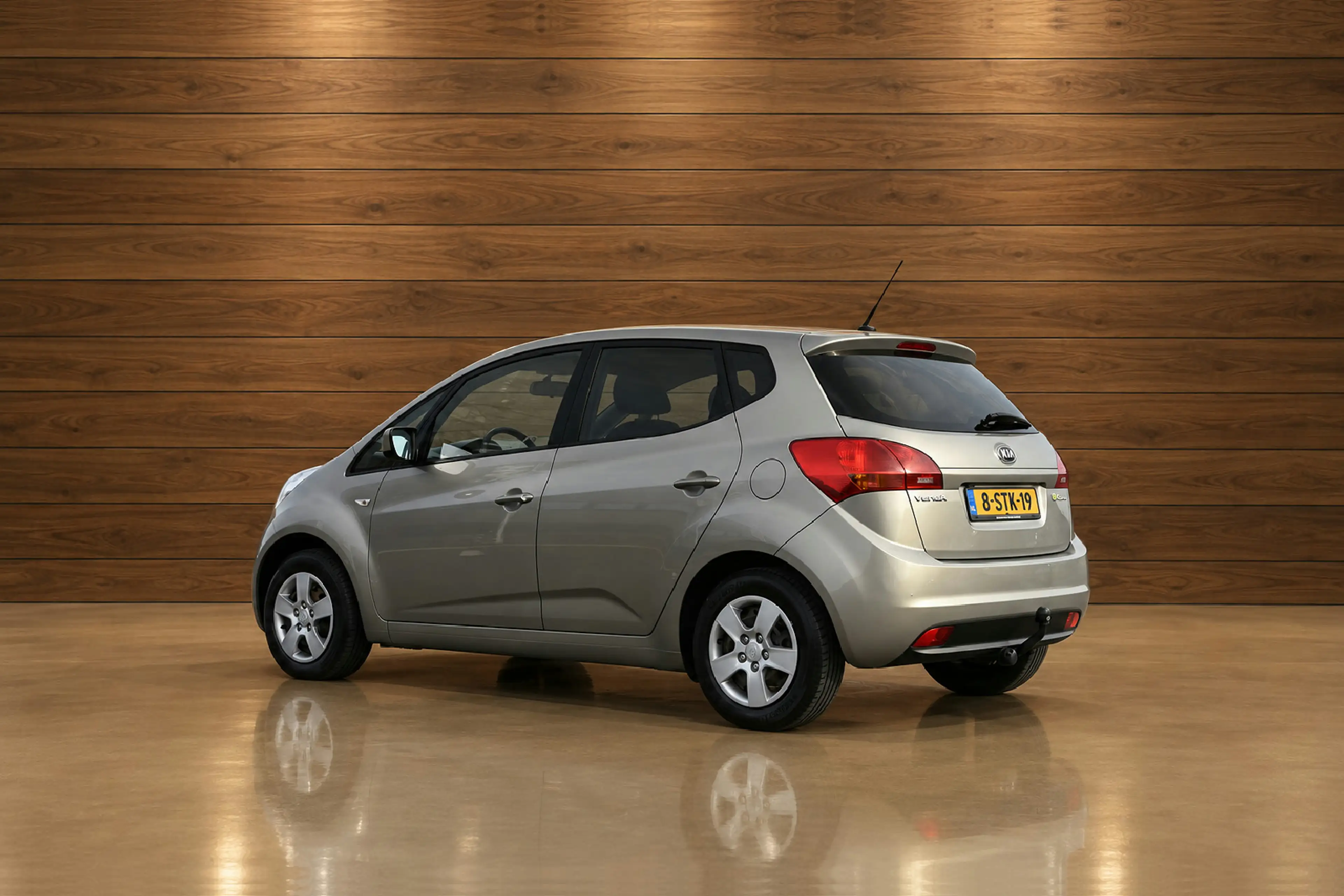 Kia Venga 1.4 CVVT 20th Anniversary + CAMERA * NAVI * TREKHA — photo 3