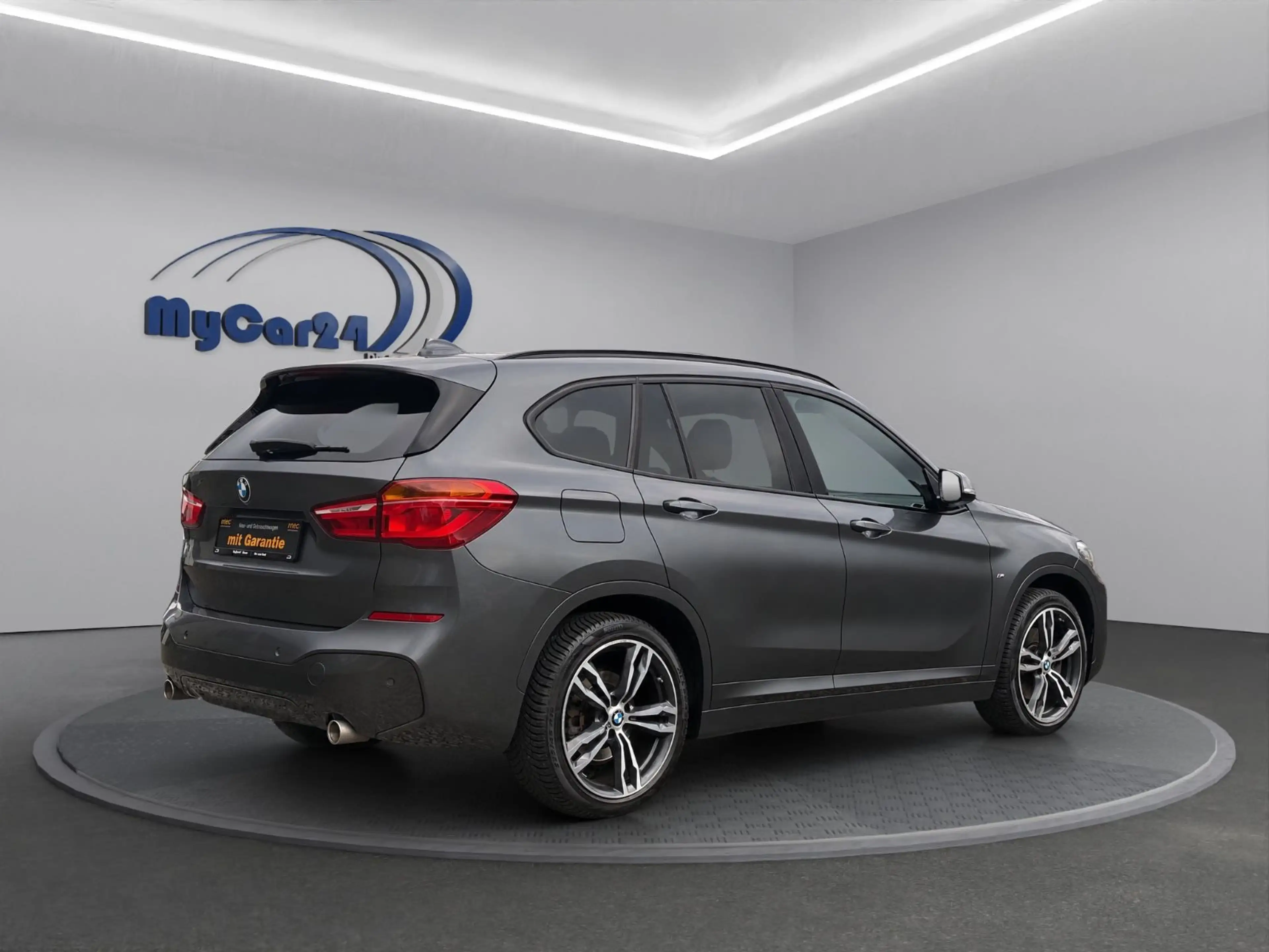 BMW X1 20 d M-Sport°Autom.°Pano°HeadUp°LED°19Zoll — photo 6
