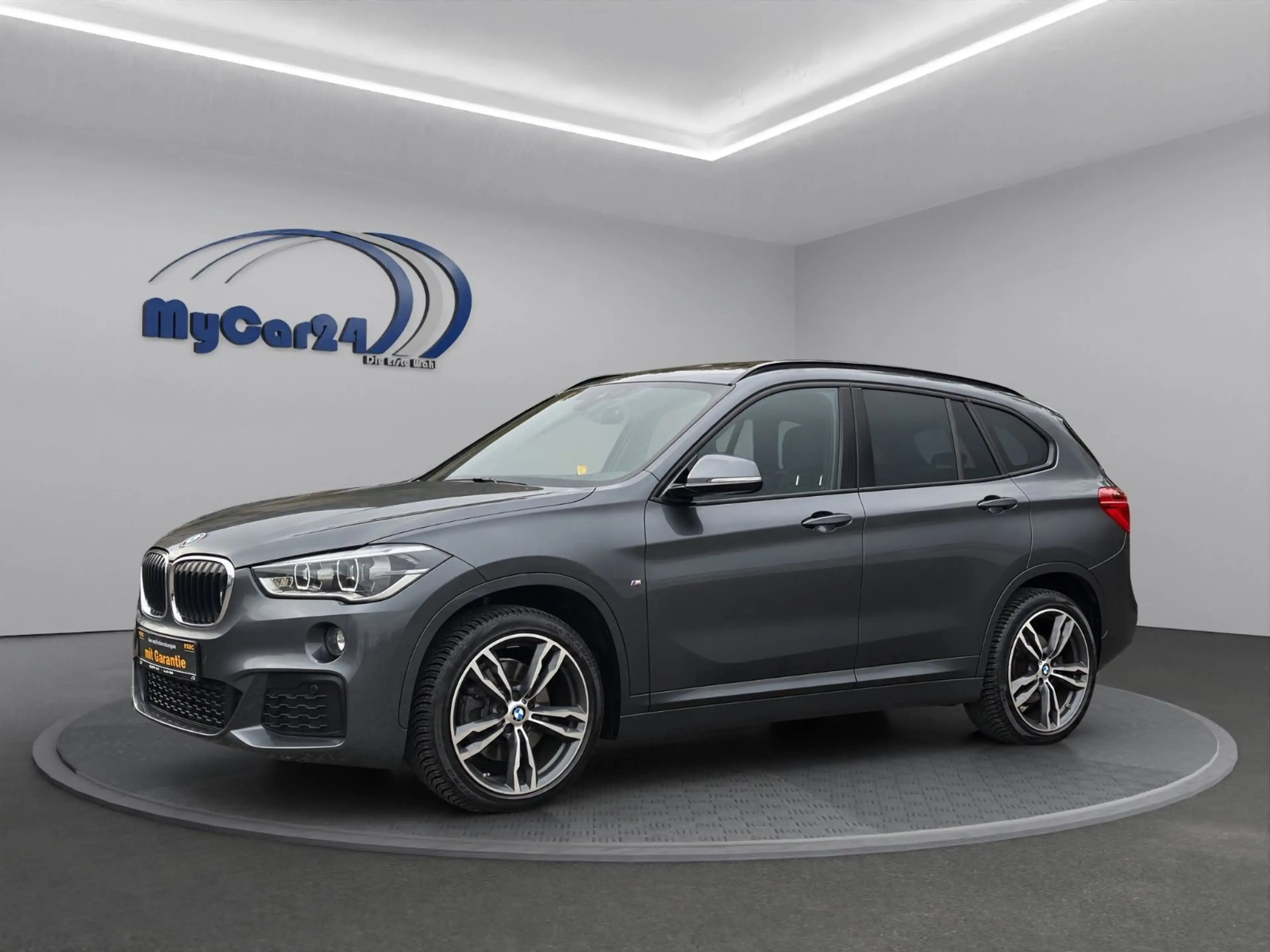 BMW X1 20 d M-Sport°Autom.°Pano°HeadUp°LED°19Zoll
