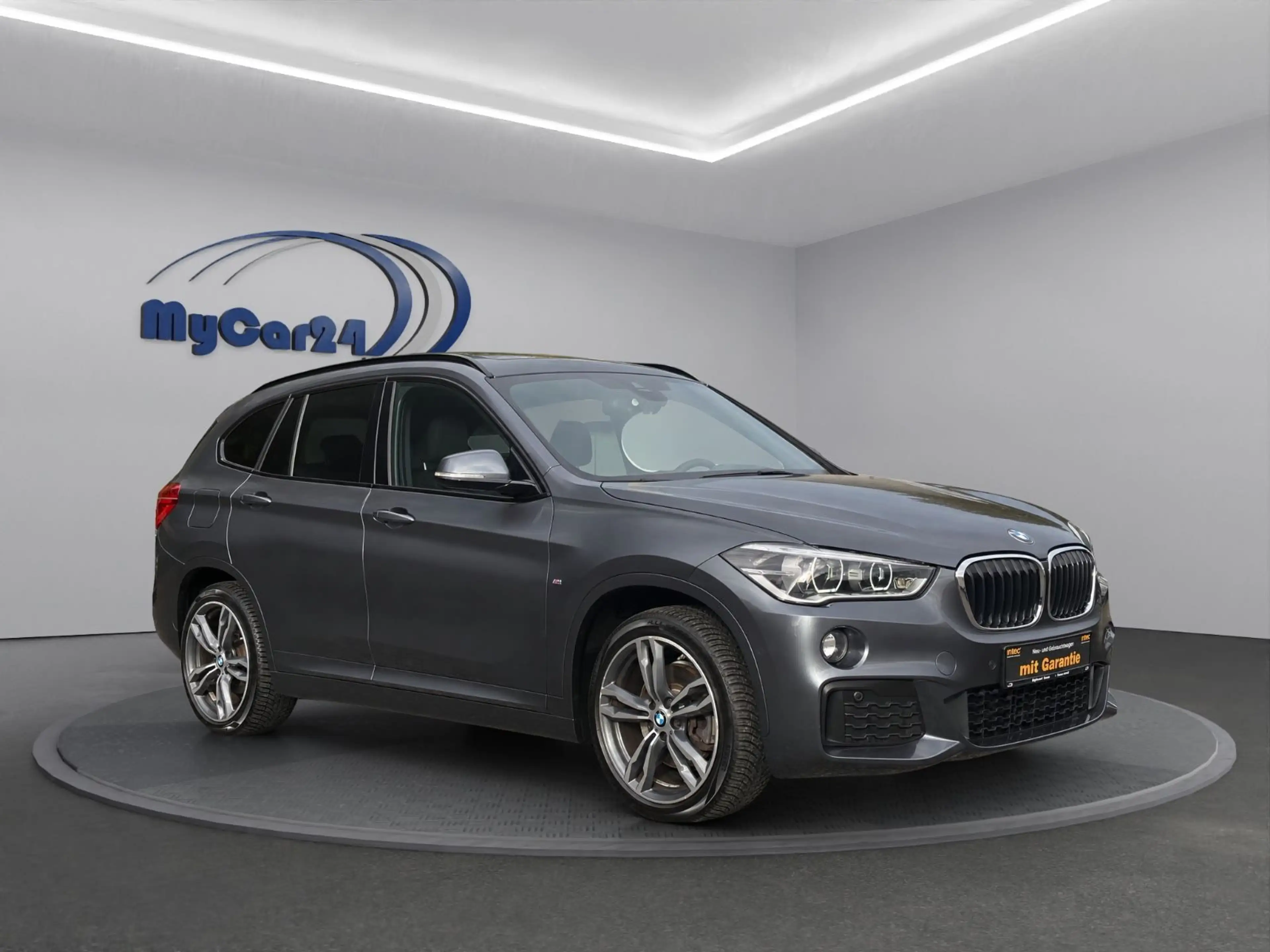 BMW X1 20 d M-Sport°Autom.°Pano°HeadUp°LED°19Zoll — photo 2