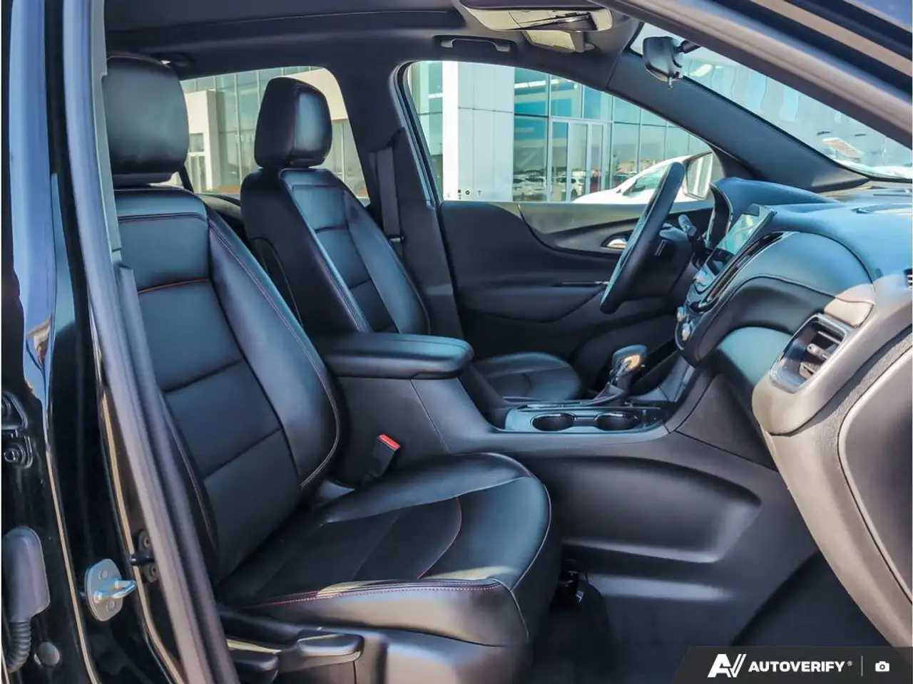 Chevrolet Equinox снимка Chevrolet Equinox