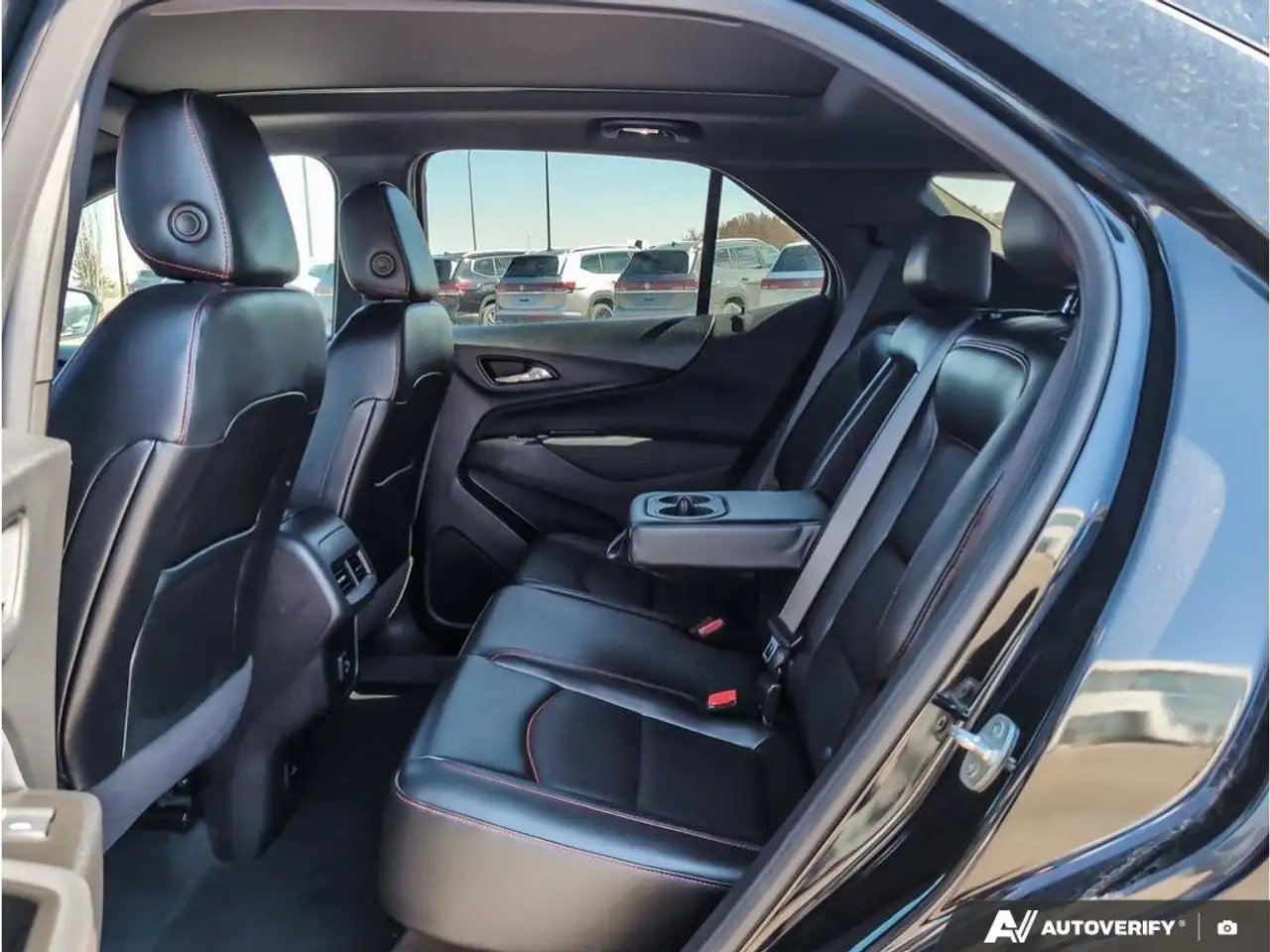 Chevrolet Equinox снимка Chevrolet Equinox