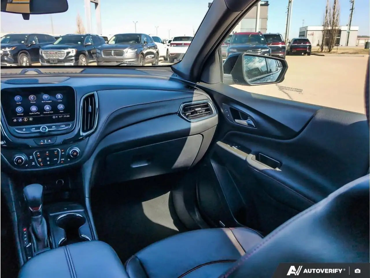 Chevrolet Equinox снимка Chevrolet Equinox