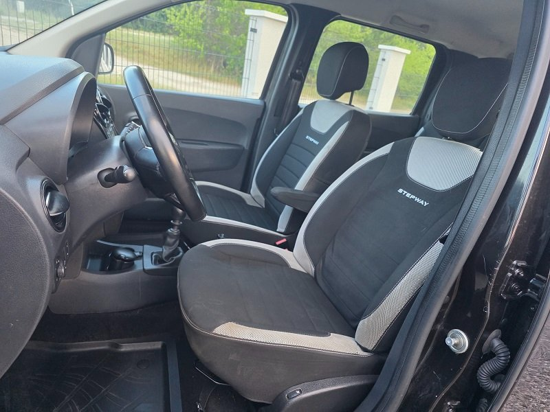Dacia Lodgy Lodgy Blue dCi 115 Stepway- 7.Sitzer — photo 7