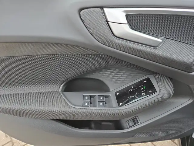 Audi A5 view 16