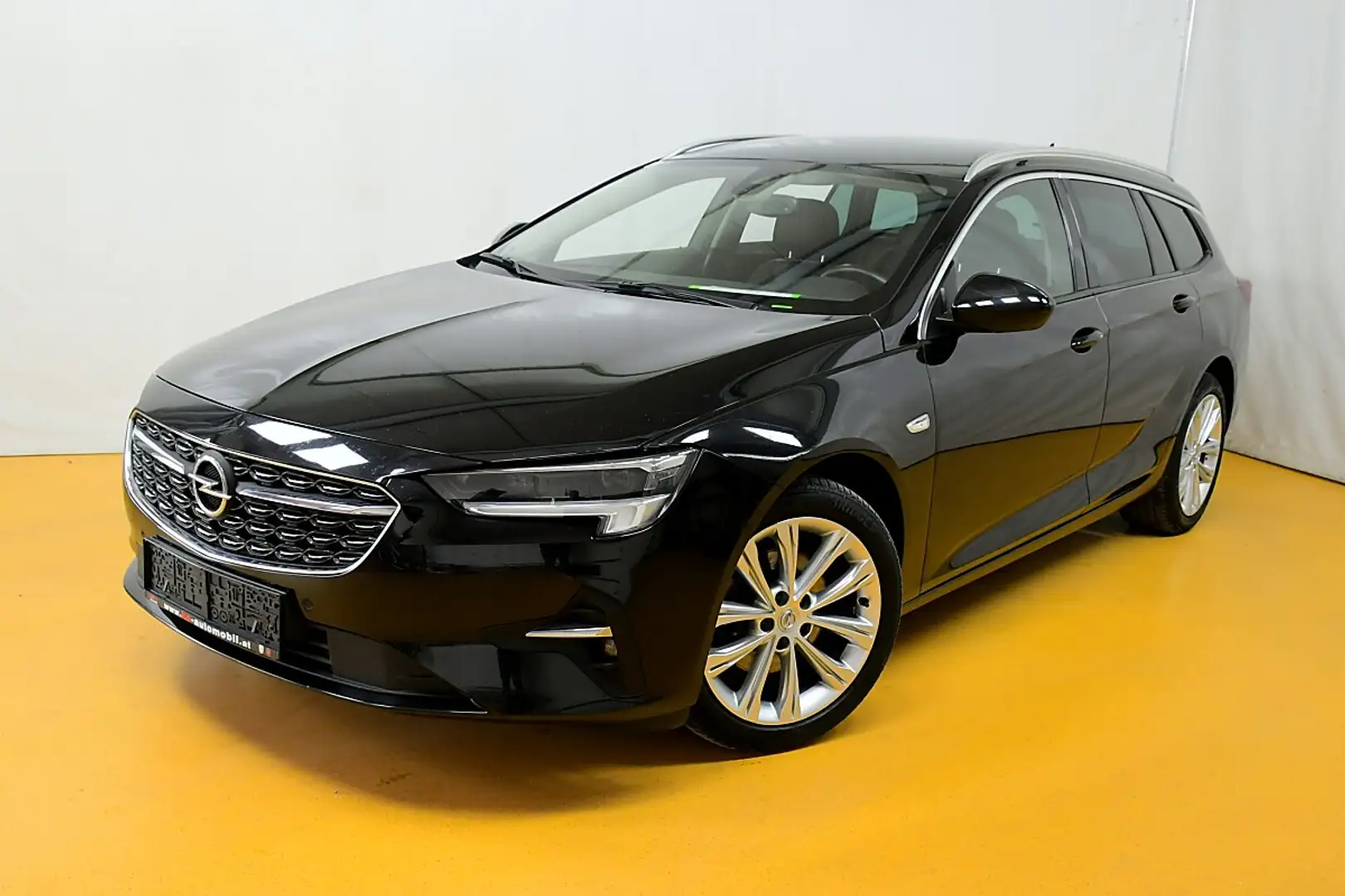 Opel Insignia ST 1,5 CDTI DVH Business Elegance Aut, Schwarz - 1