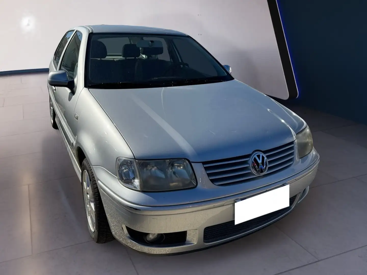 Volkswagen Polo Polo 5p 1.4 Comfortline 75cv Gris - 2