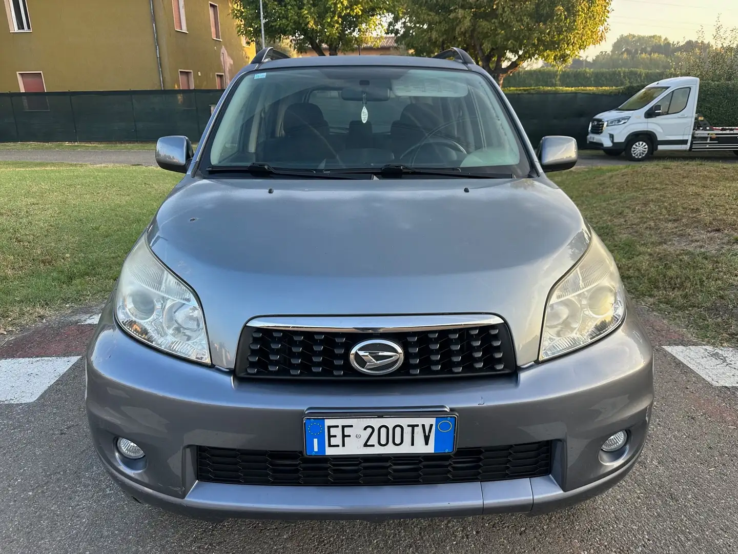 Daihatsu Terios Terios 4x4 1.5 benzina Grigio - 1