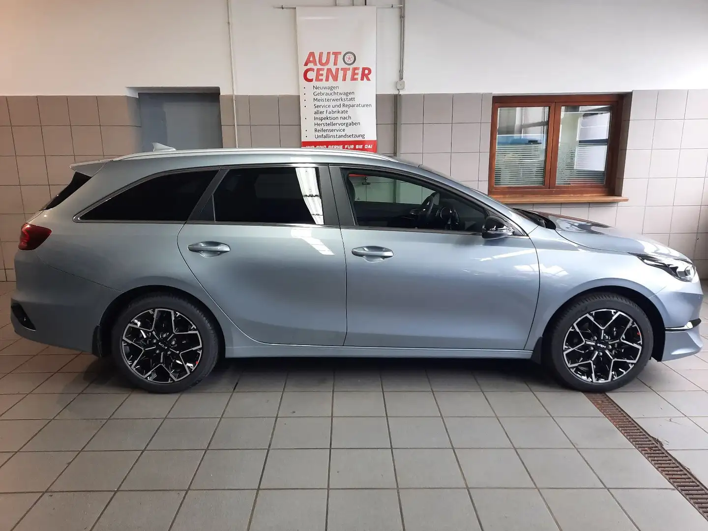 Kia Ceed SW / cee'd SW 1.5 T- Edition 30 - 2