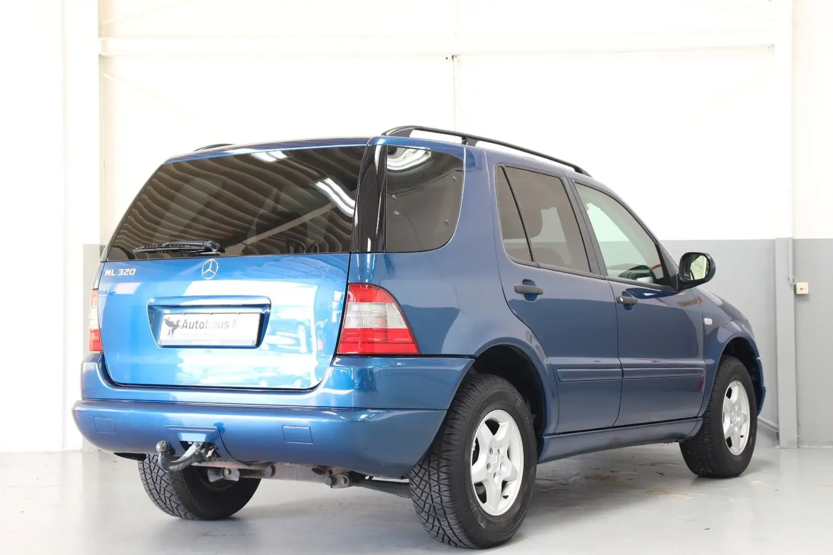 Mercedes-Benz ML 320 ~Sitzheizung~Tempomat~AHK 3.3T Blau - 2