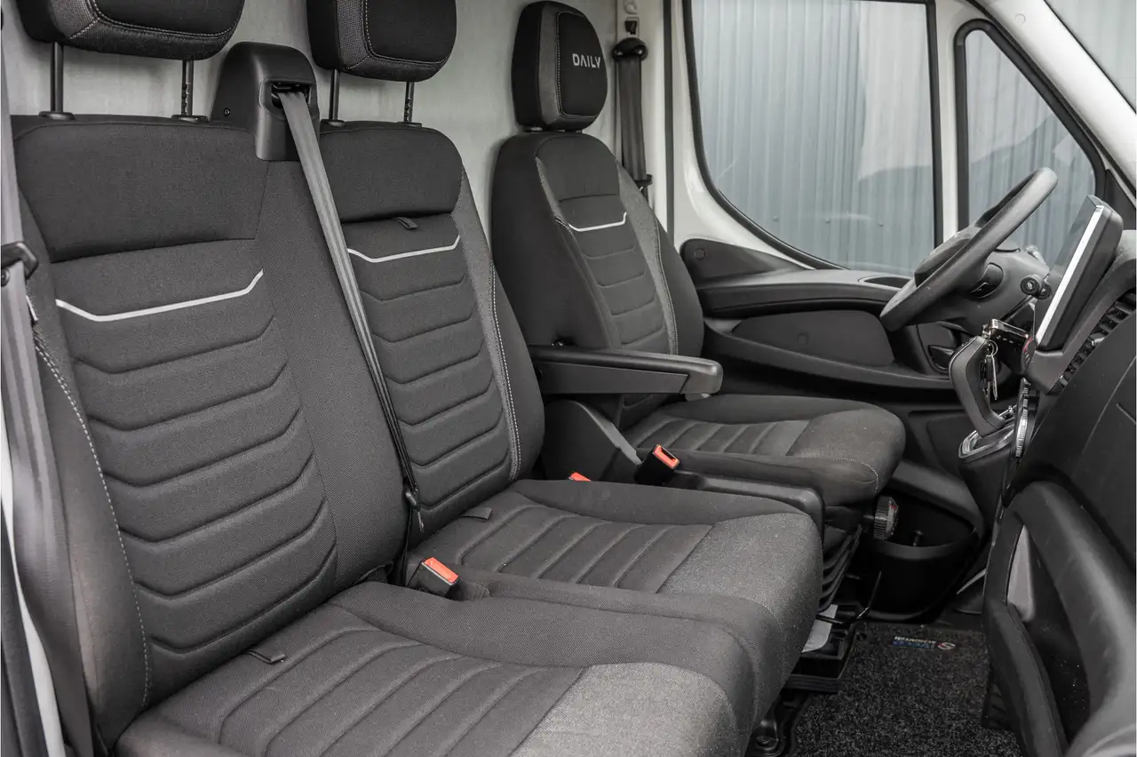 Iveco Daily 2024 — фото 13
