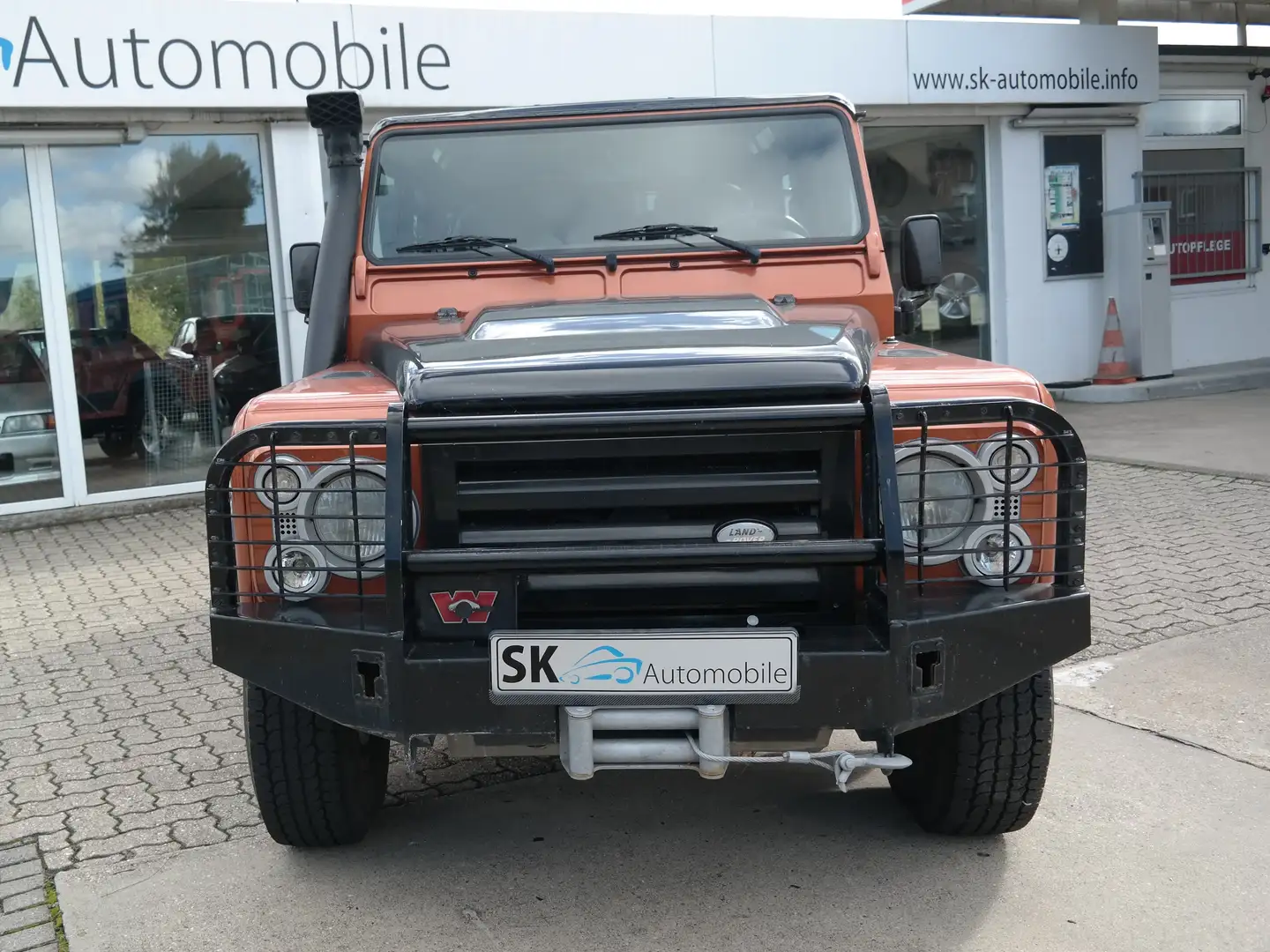 Land Rover Defender 110 Station Wagon *Allrad*KLIMA*7-Sitze*Teil-Leder Orange - 2