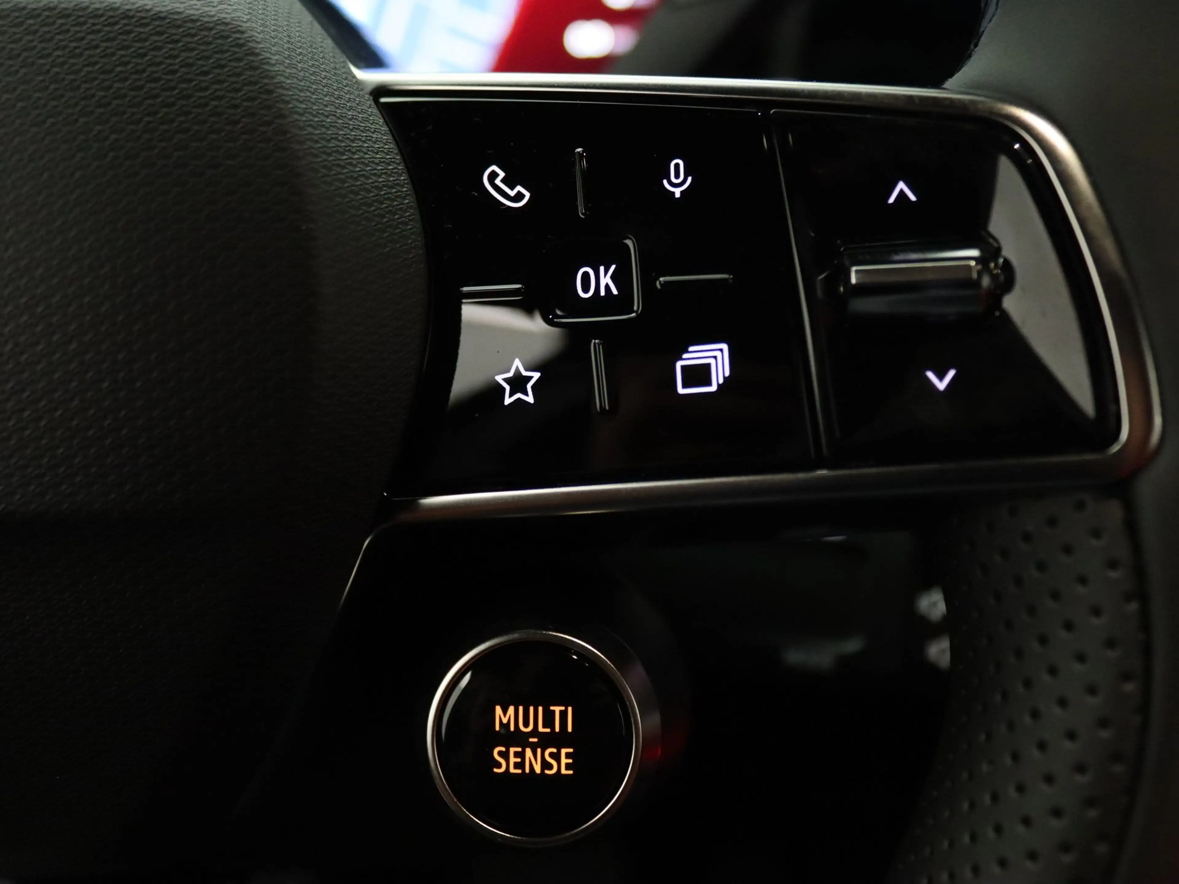 Renault R 5 Iconic comfort range 52 kWh Signature Stam Harman — photo 18