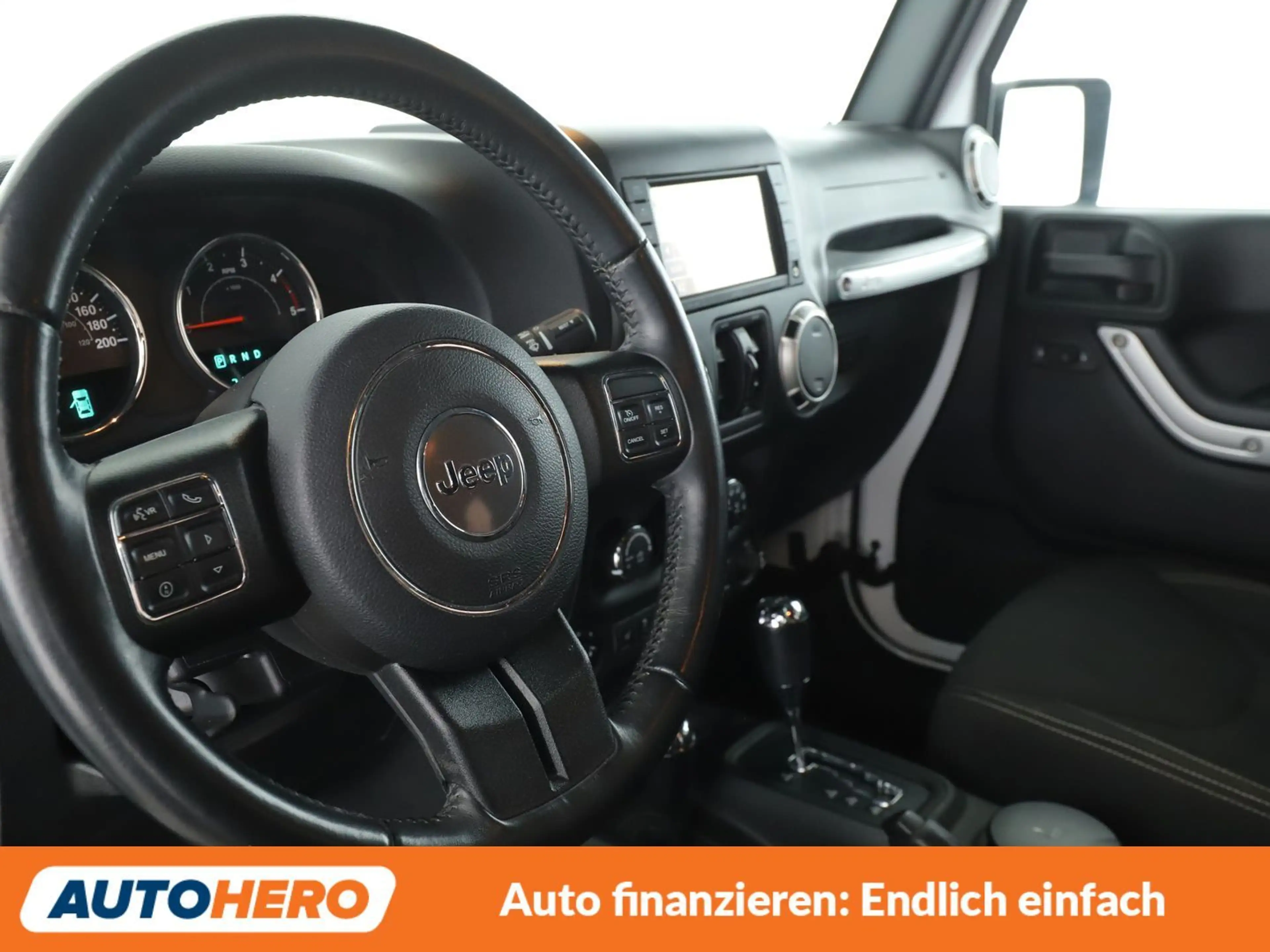 Jeep Wrangler 2.8 CRD Rubicon Aut.*NAVI*TEMPO*SHZ*ALU*KLIMA* — photo 11
