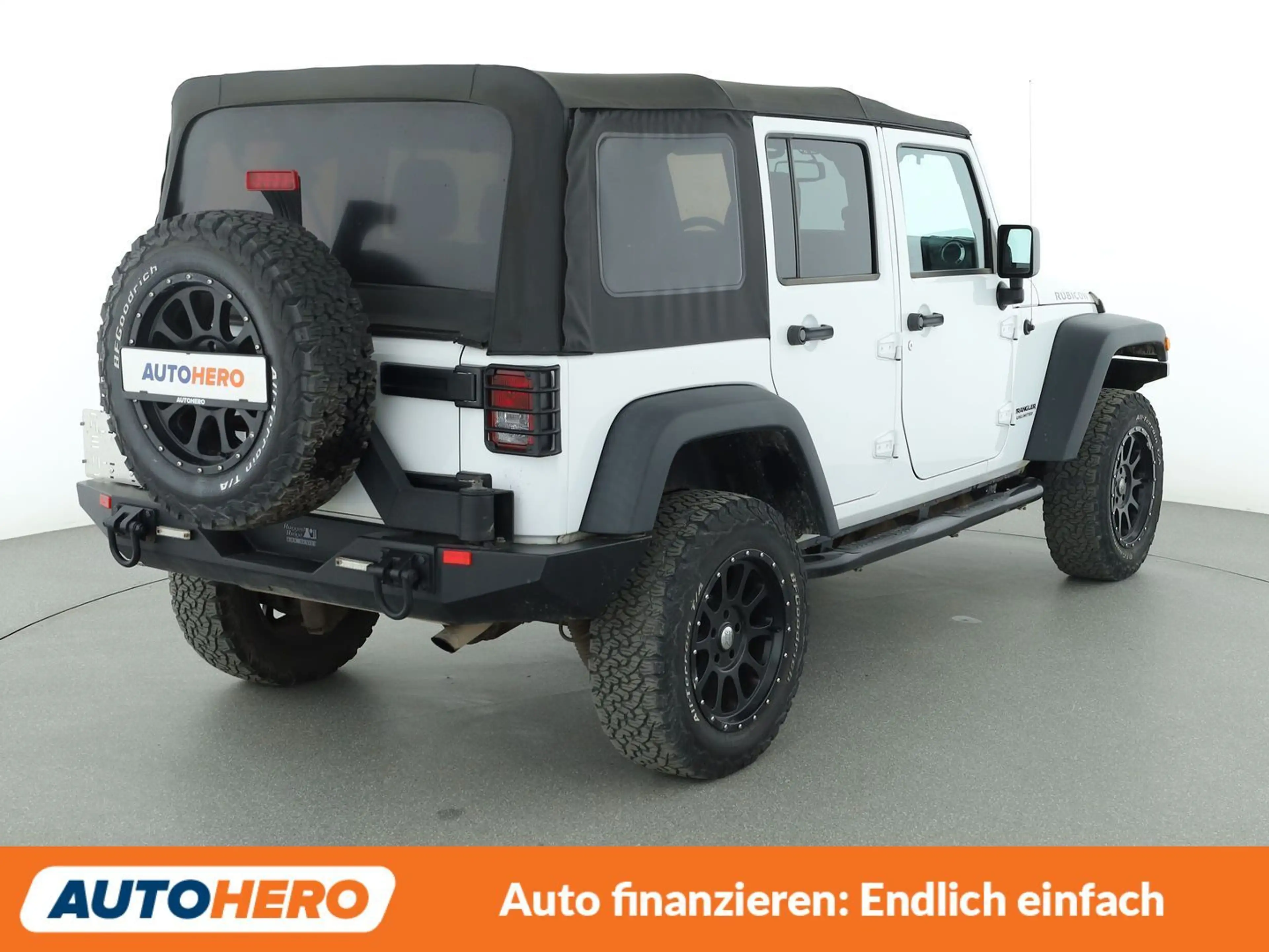 Jeep Wrangler 2.8 CRD Rubicon Aut.*NAVI*TEMPO*SHZ*ALU*KLIMA* — photo 6