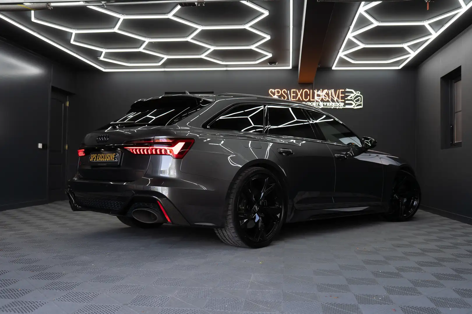 Audi RS6 A6 Avant TFSI quattro / Keramisch / B&O Adv./ Mill Grau - 2