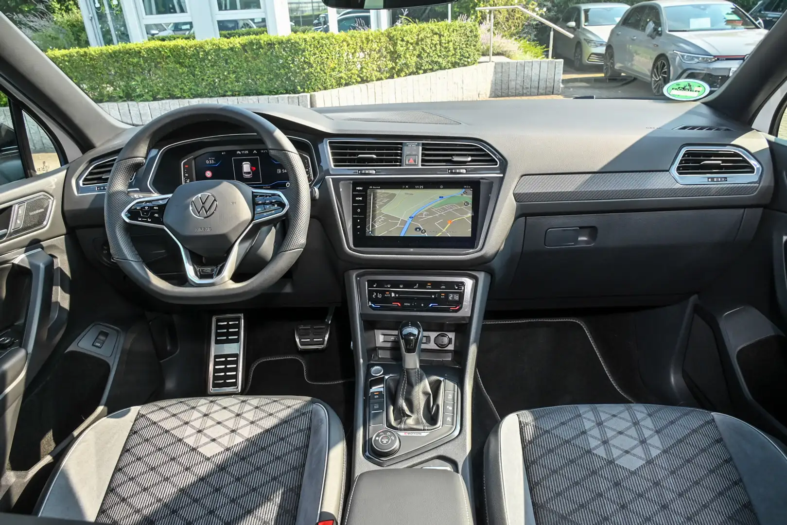 Volkswagen Tiguan Allspace R-Line 2,0 TDI SCR 4 Motion Navi/AHK/Standheizu... Blanco - 2