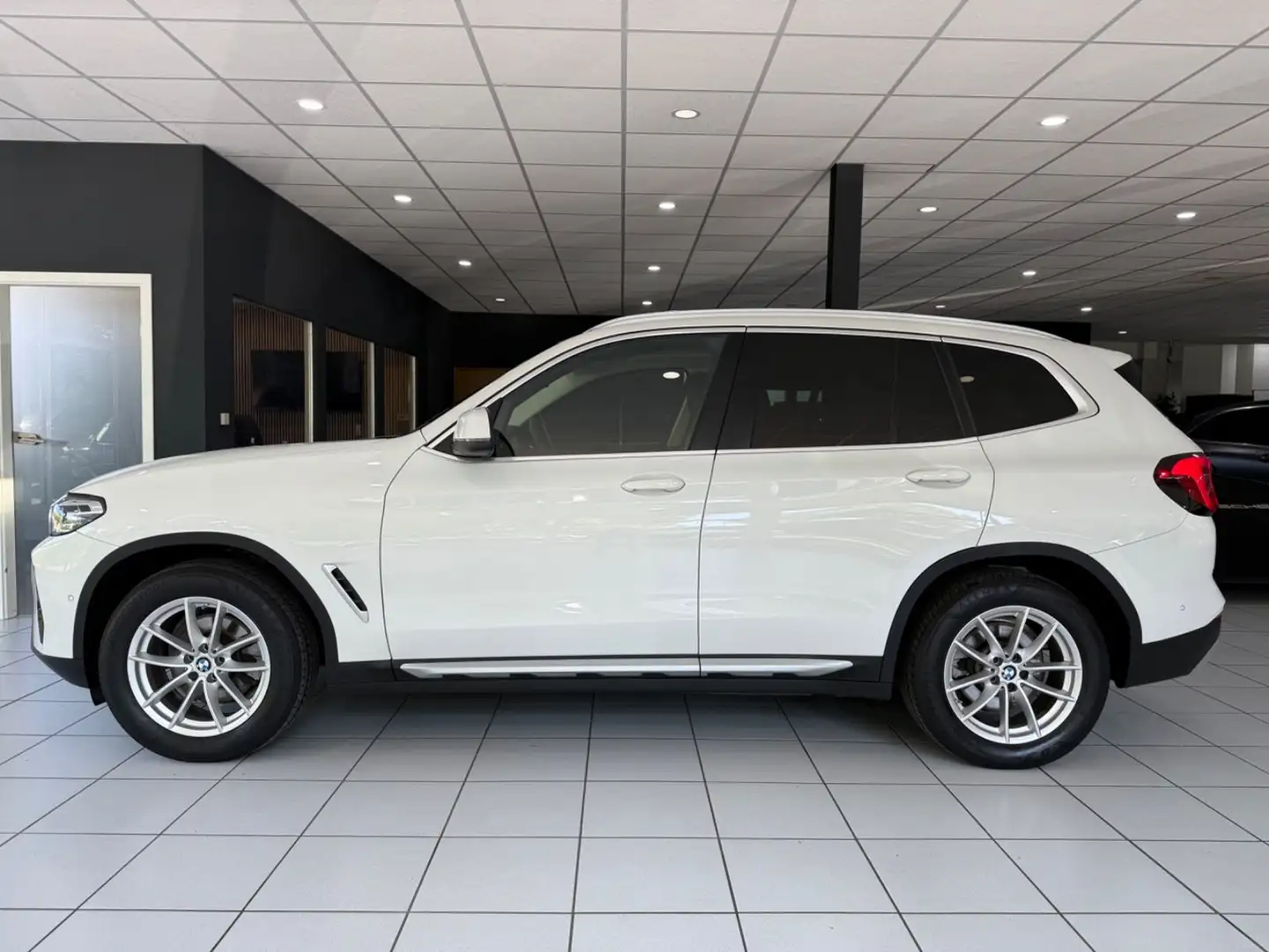 BMW X3 xDrive 20d Facelift*LEDER*KAMERA*AHK*1.HAND* Weiß - 2