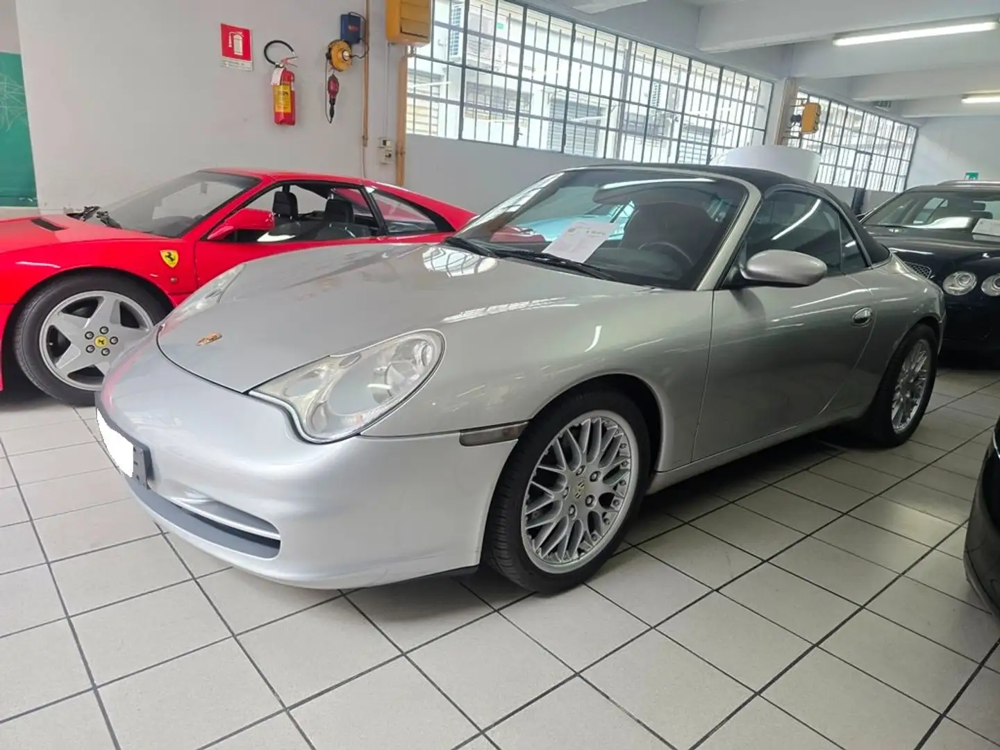 Porsche 996 3.6 320CV CABRIO BOOK SERVICE/NAVI/CRS Silber - 2