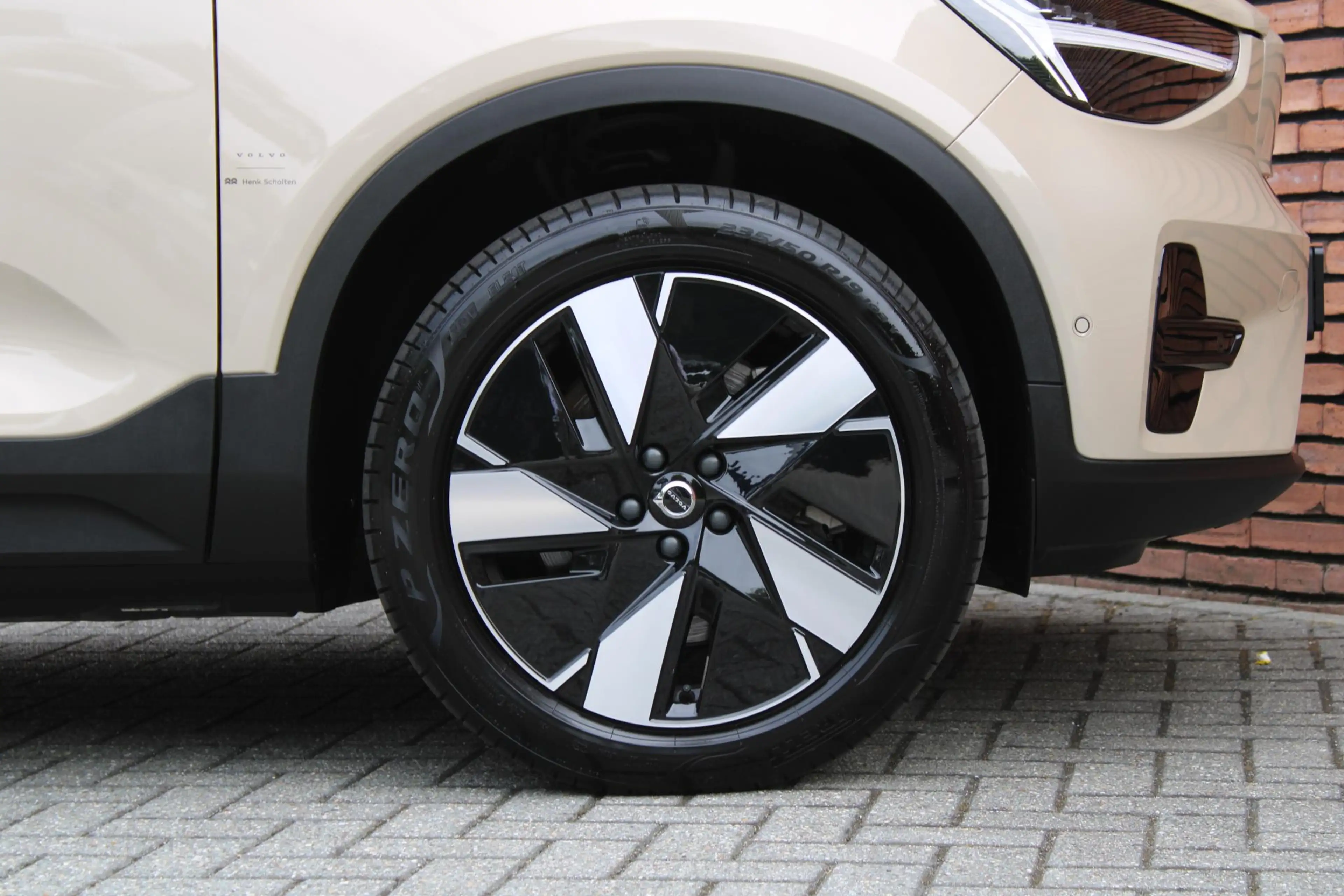 Volvo EX40 Single Motor Extended Range Plus 82 kWh | 360 grad — photo 8