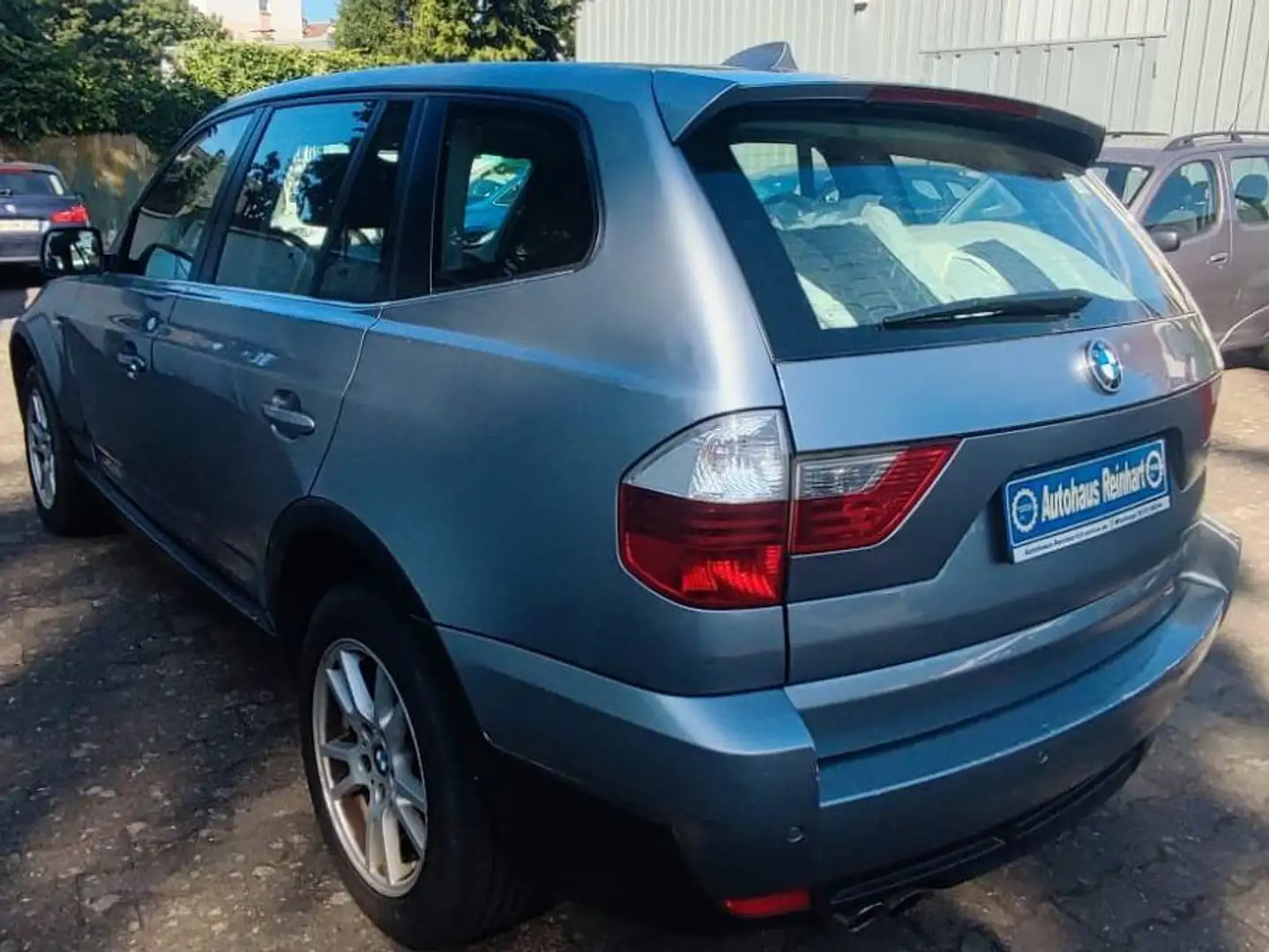 BMW X3 3.0d Aut. TÜV und AU neu Blau - 2