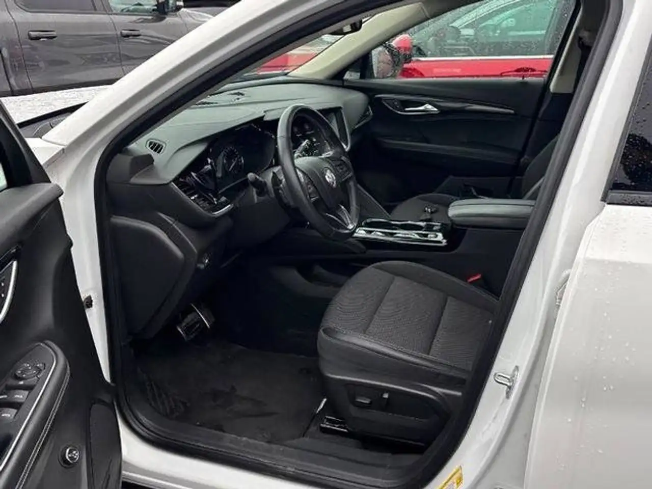 Buick Envision снимка Buick Envision