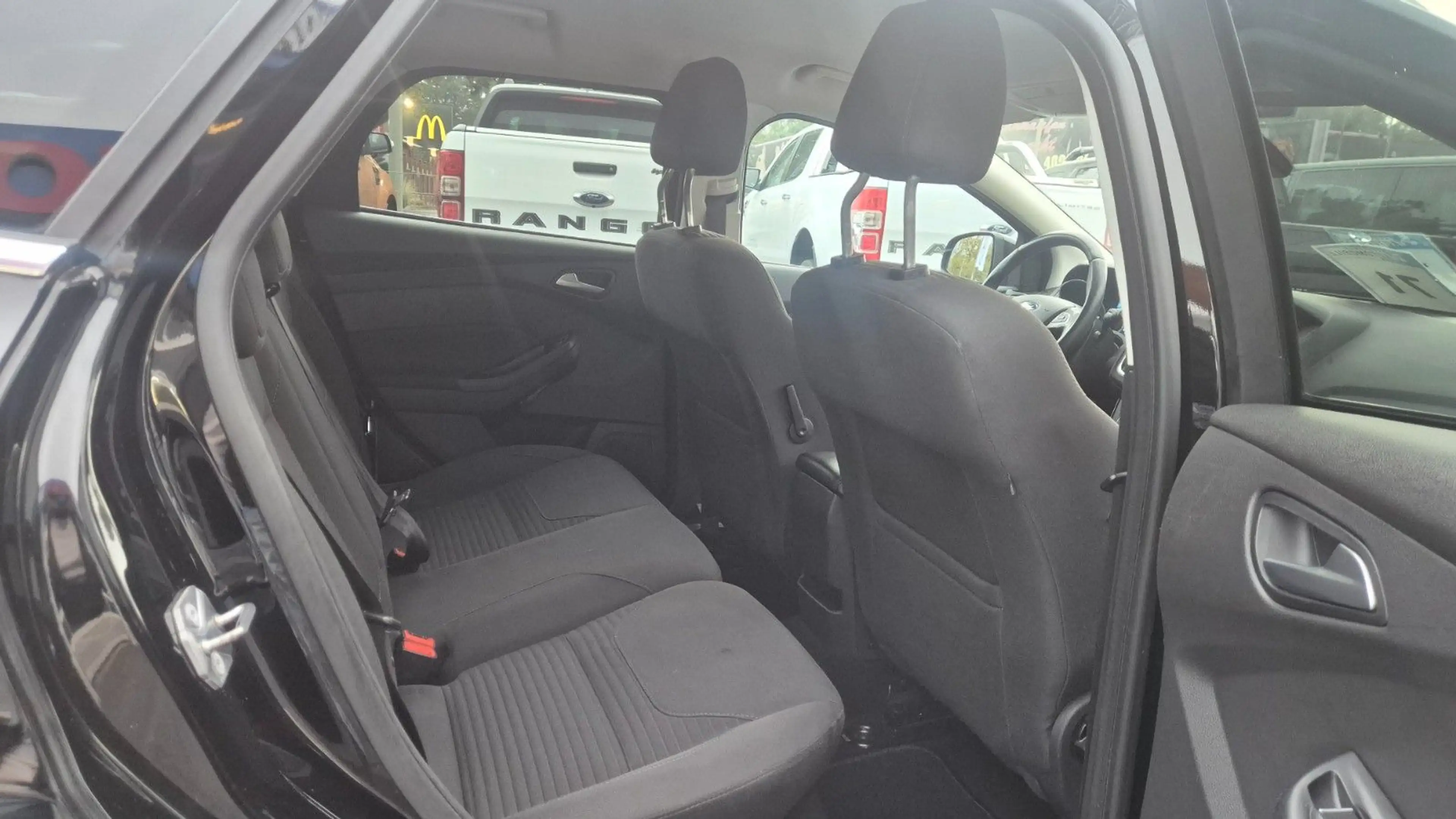 Ford Focus Turnier Titanium — photo 8
